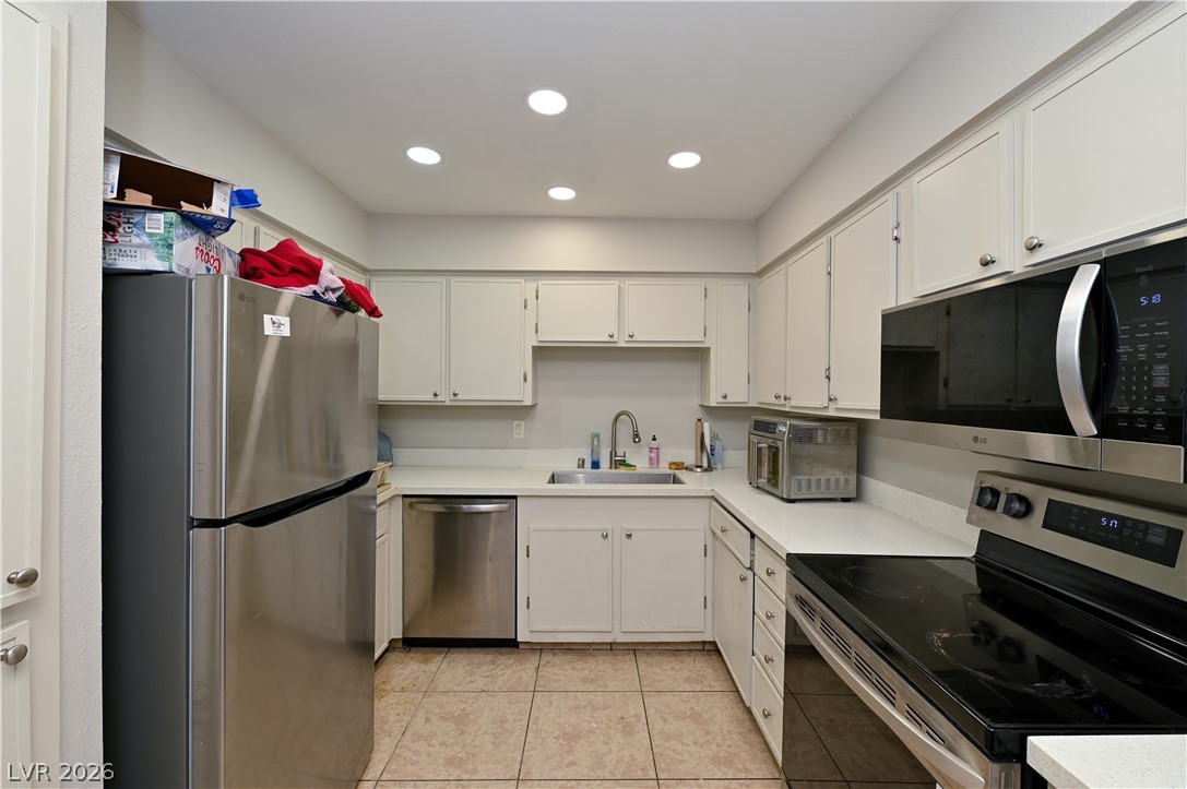 3151 Soaring Gulls Drive 2113