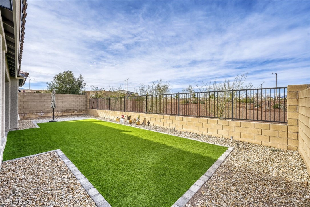 10594 Skye Arroyo Avenue