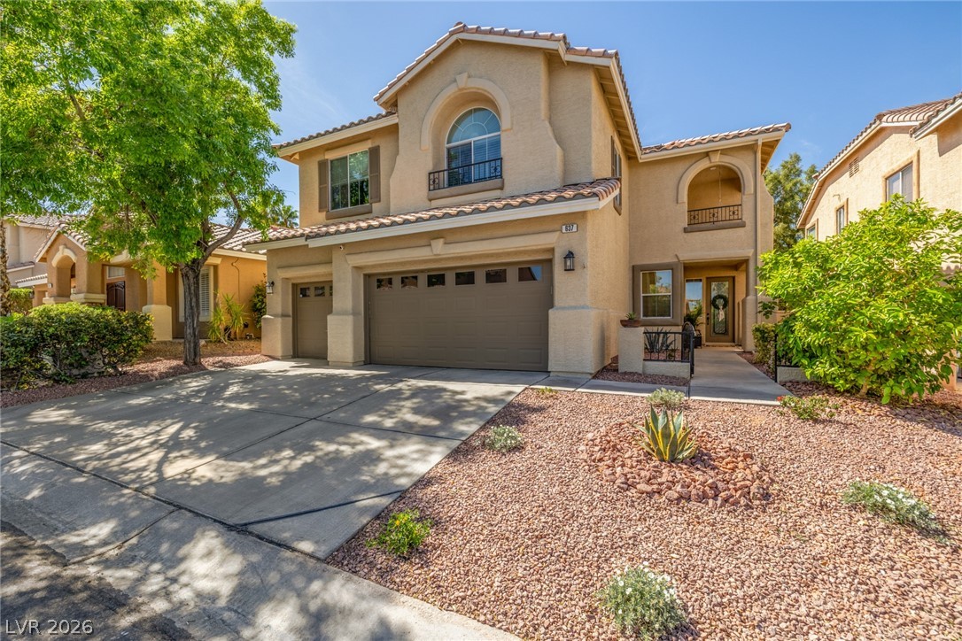637 Jade Cliffs Lane