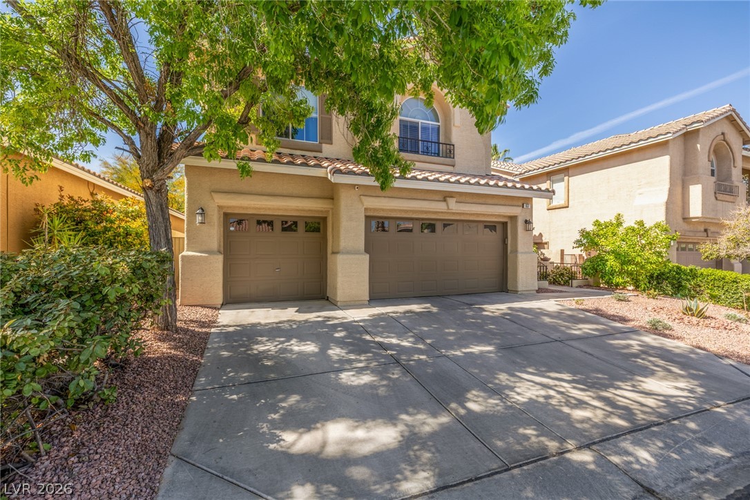 637 Jade Cliffs Lane