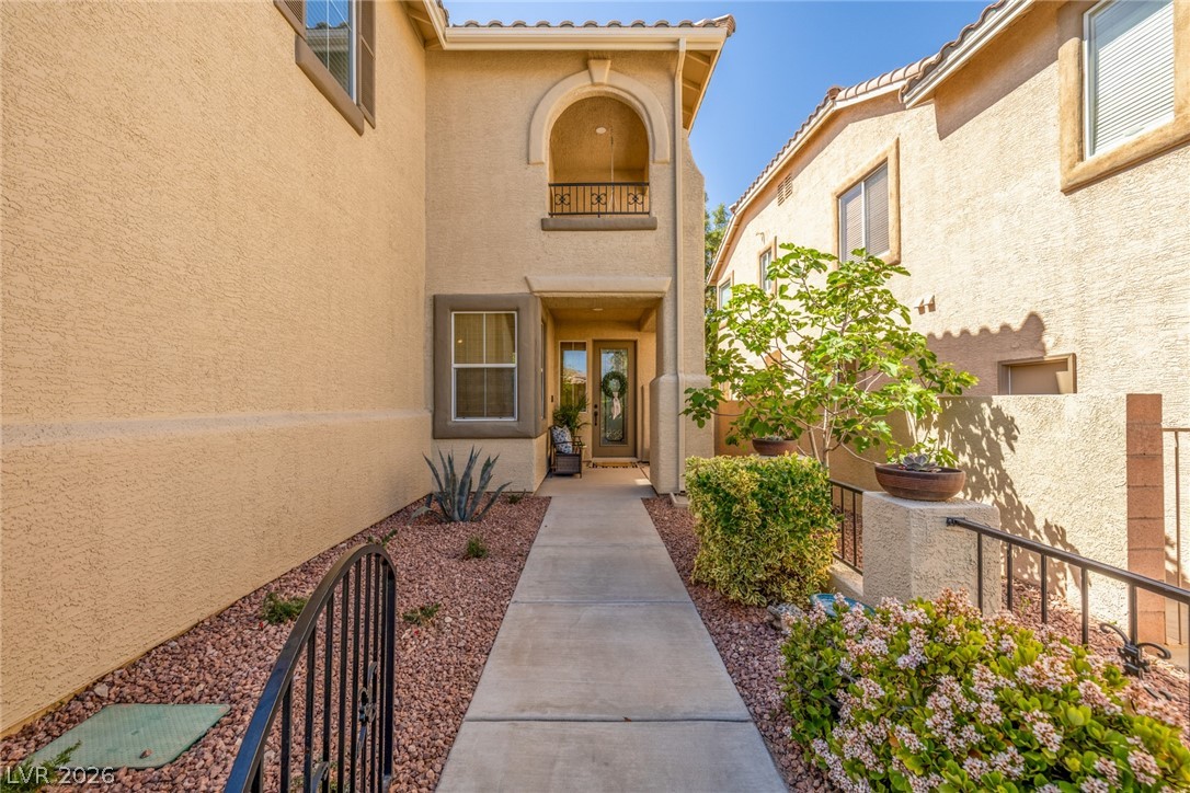637 Jade Cliffs Lane