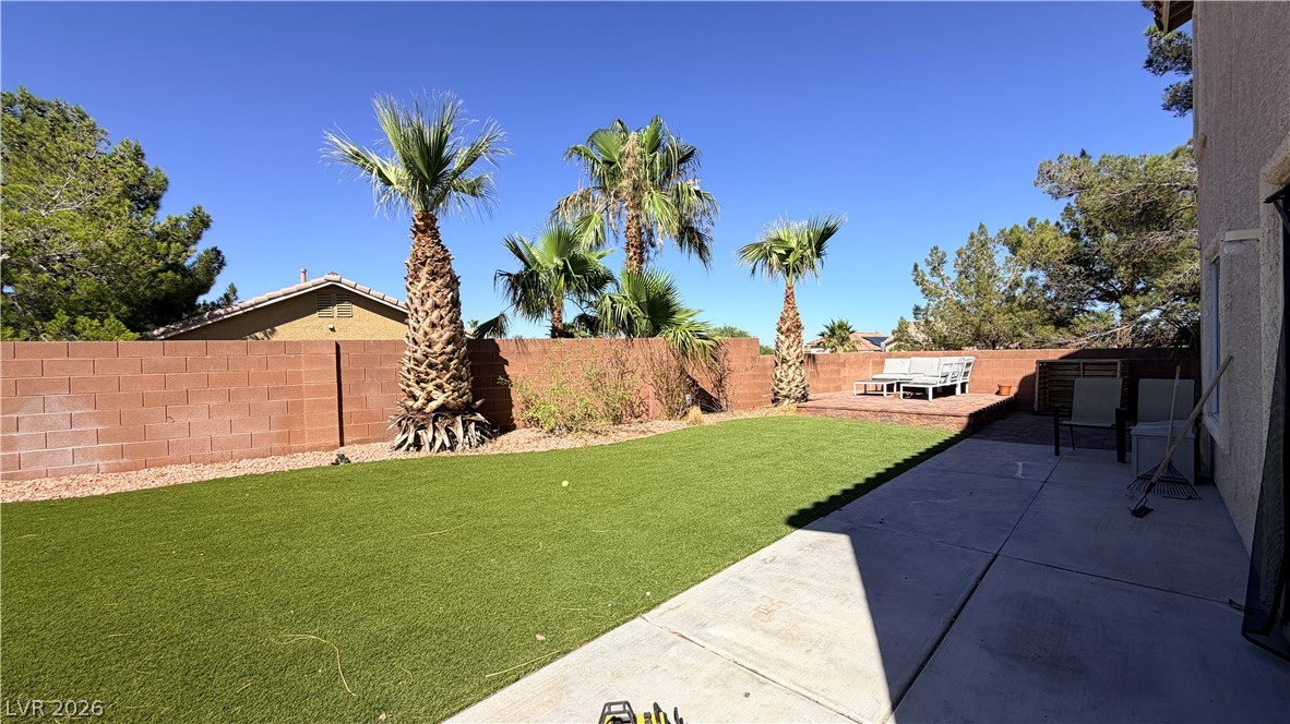 11173 Vivid Avenue
