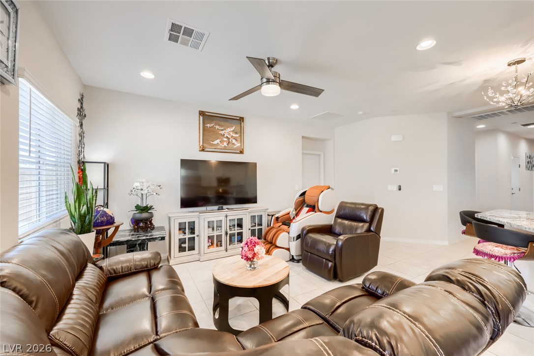 72 Summer Rhapsody Avenue