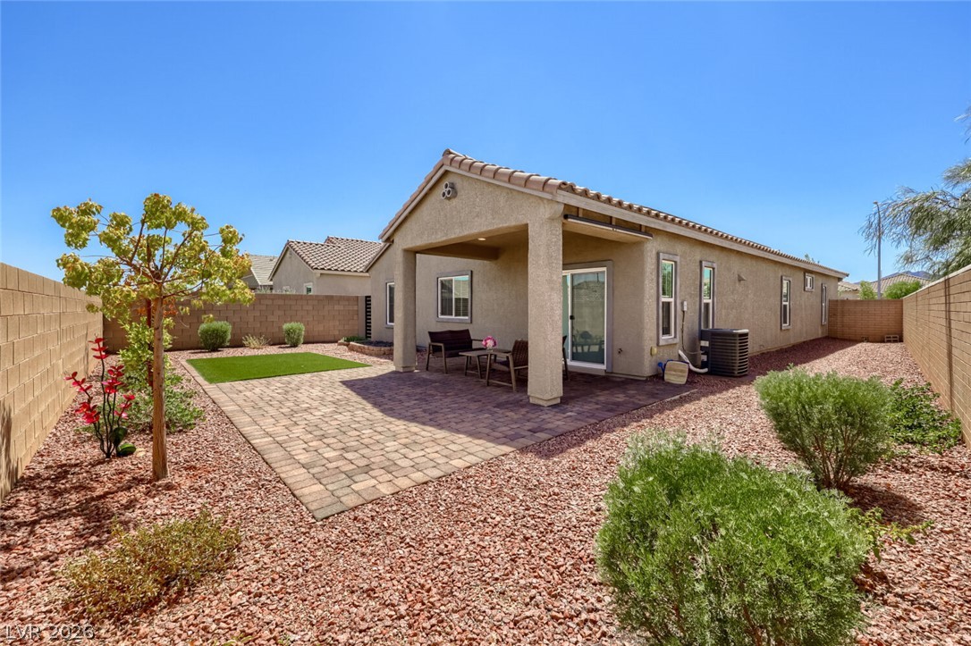 72 Summer Rhapsody Avenue