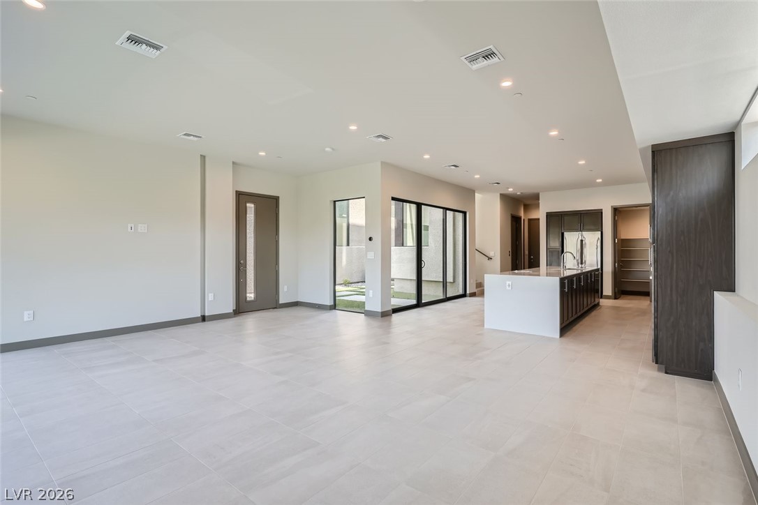 18 Promenade Isle Lane