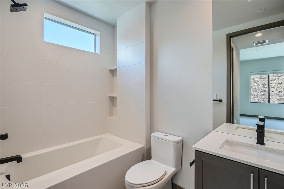 18 Promenade Isle Lane
