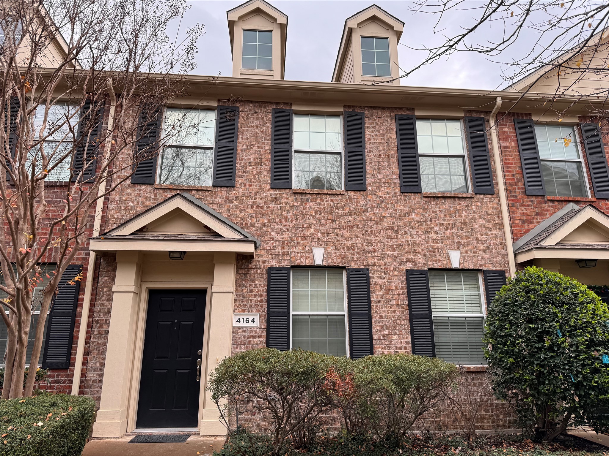 4164 Kyndra Circle