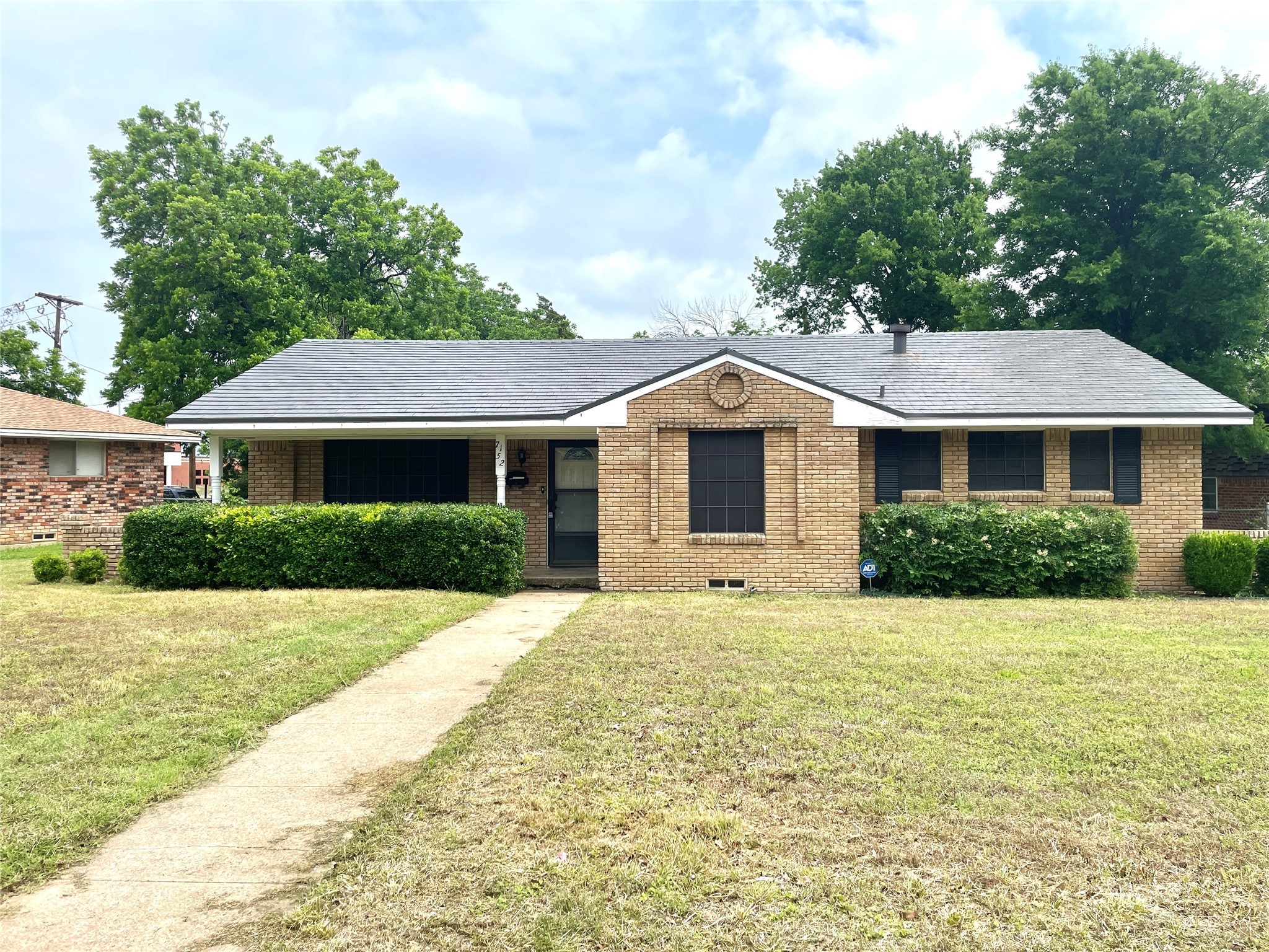 7152 Indian Ridge Trail