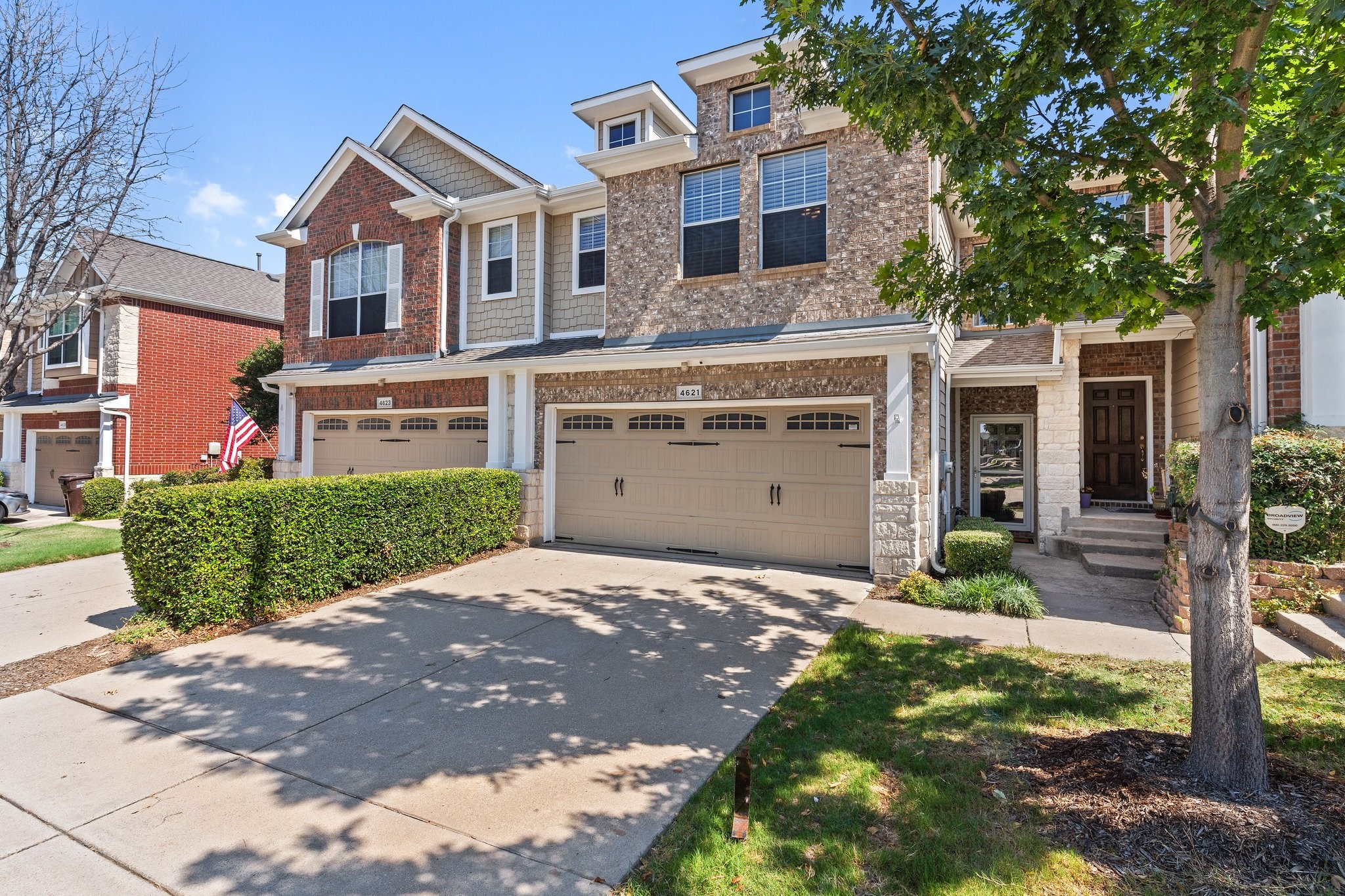 4621 Penelope Lane