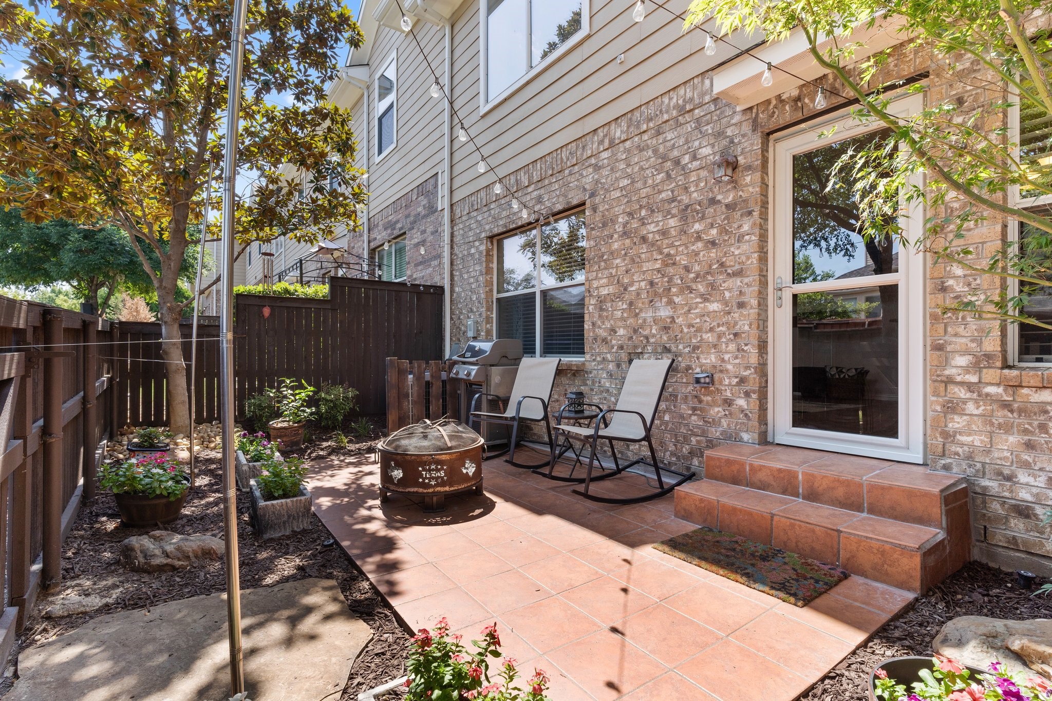 4621 Penelope Lane