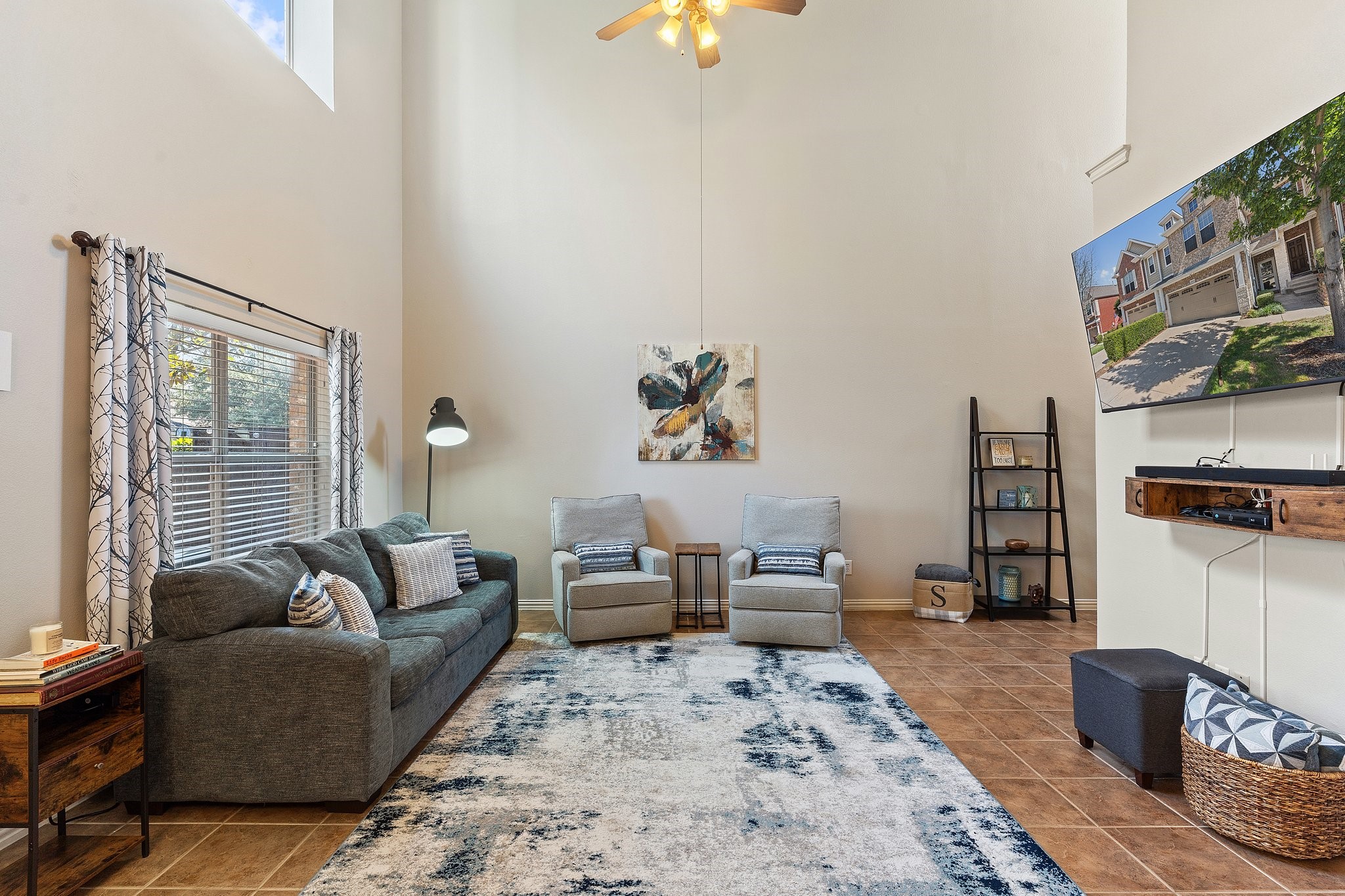 4621 Penelope Lane