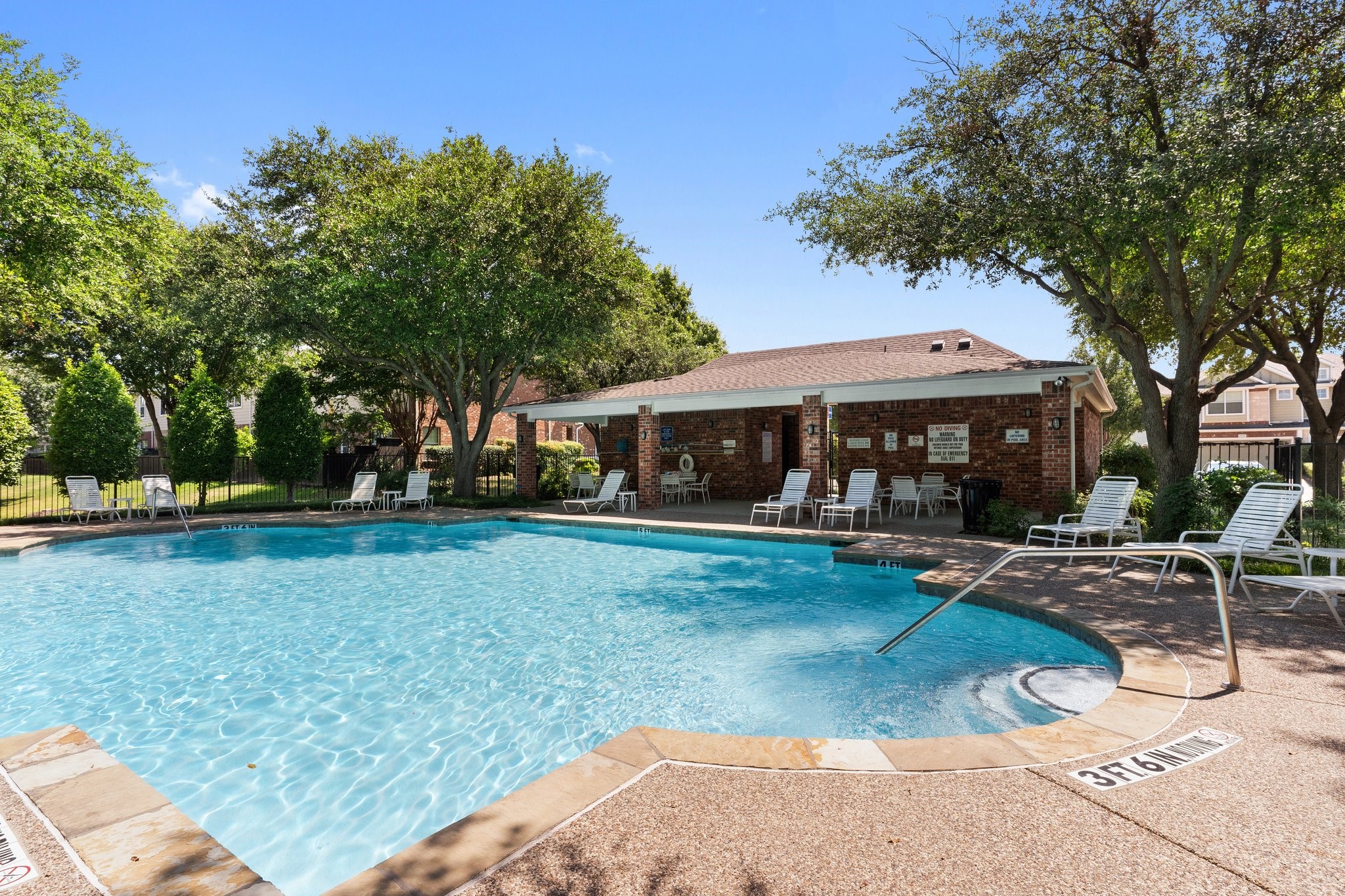 4621 Penelope Lane