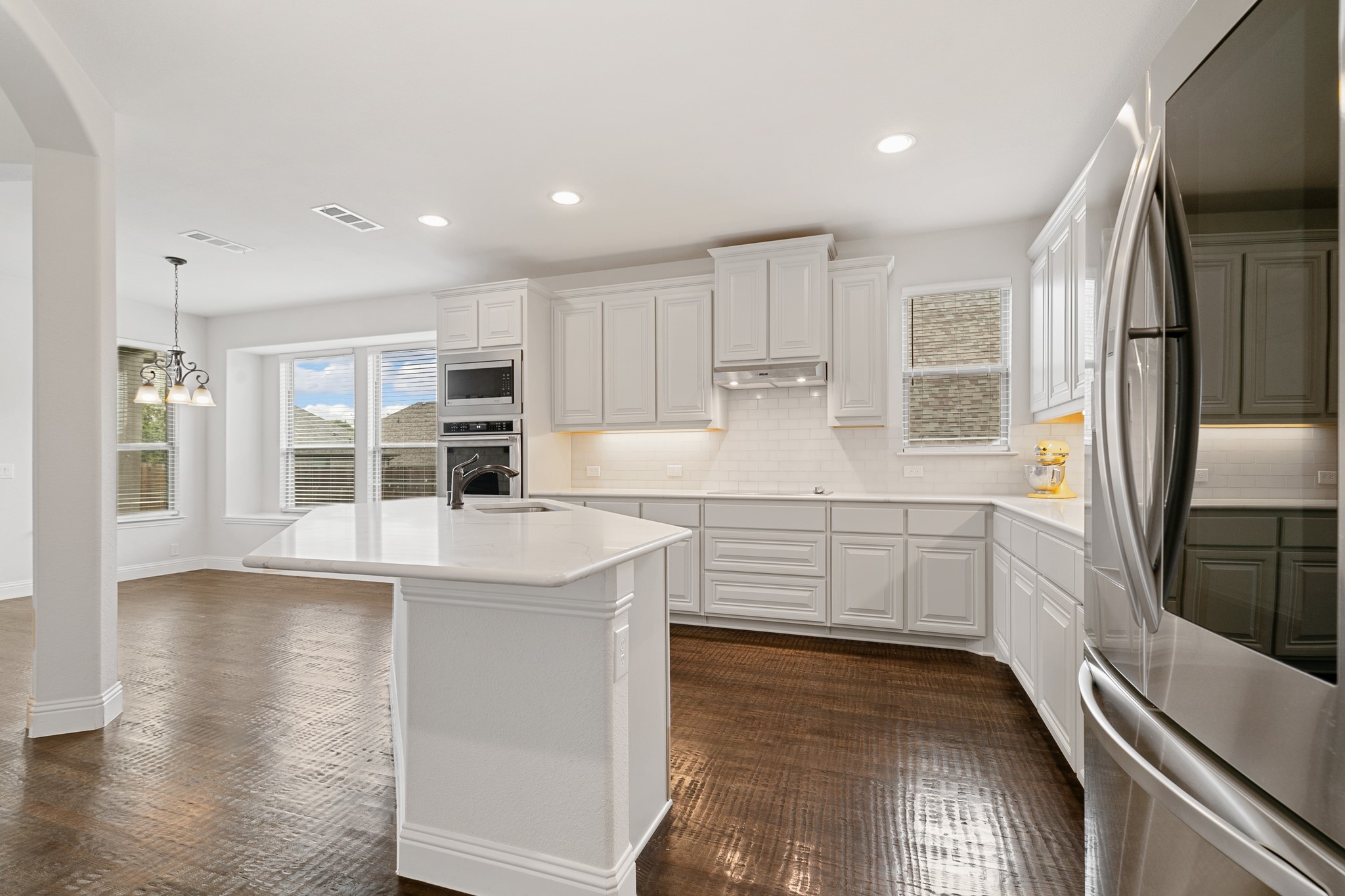 1504 Gabriel Lane