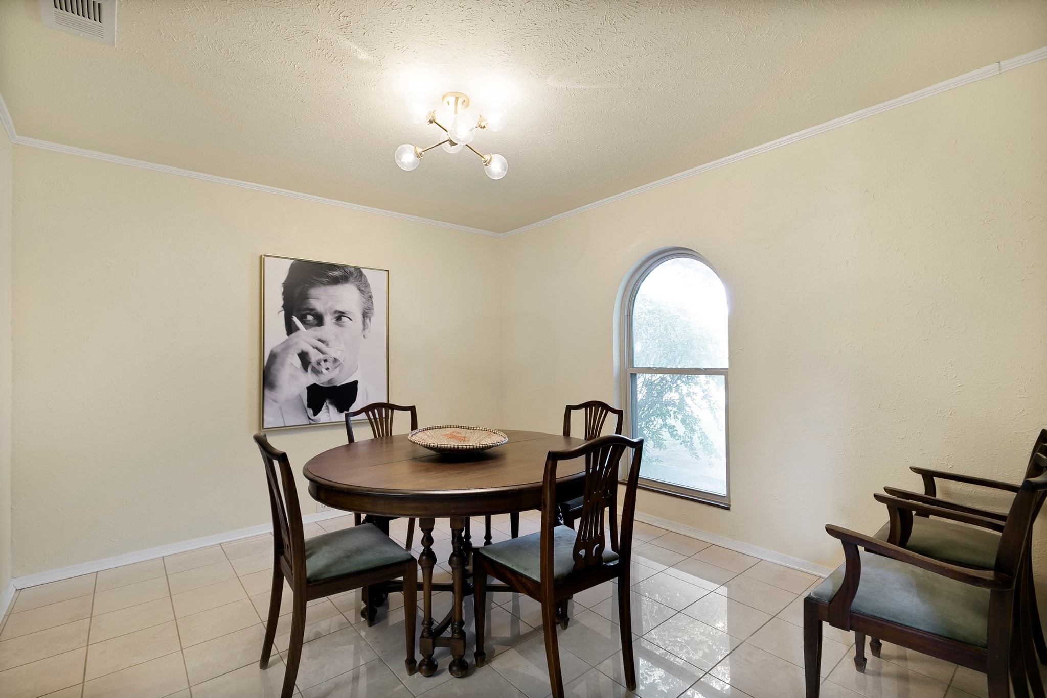 3832 Leathertop Drive