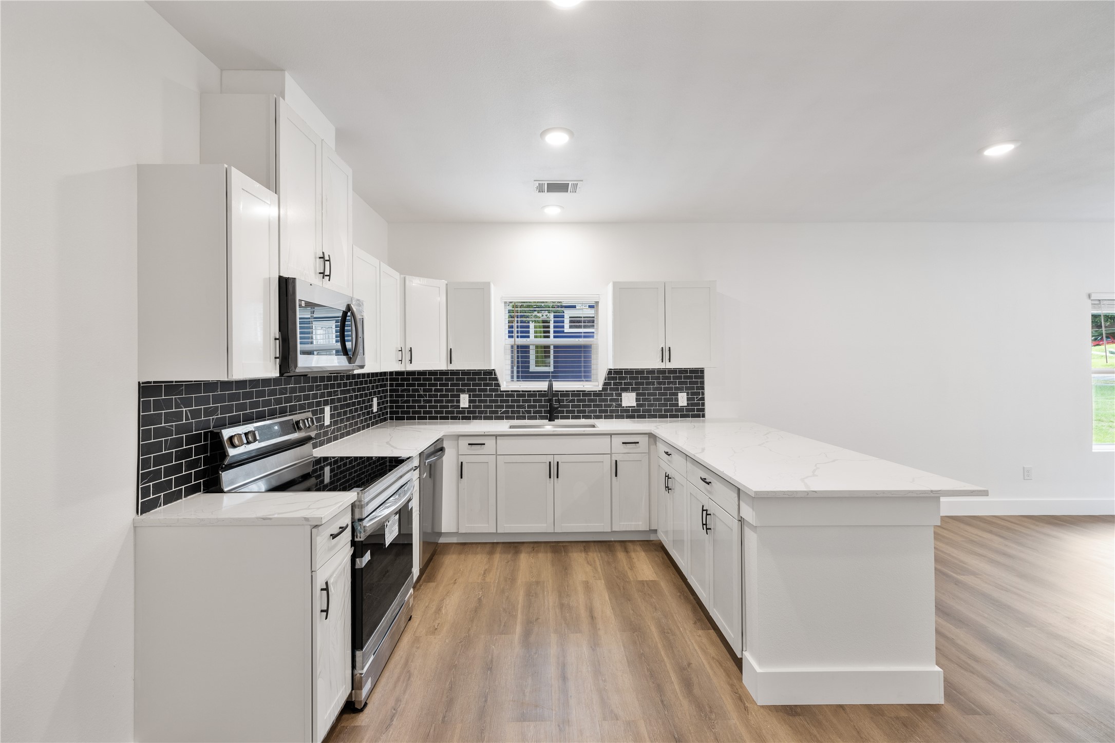 1309 W Sears Street
