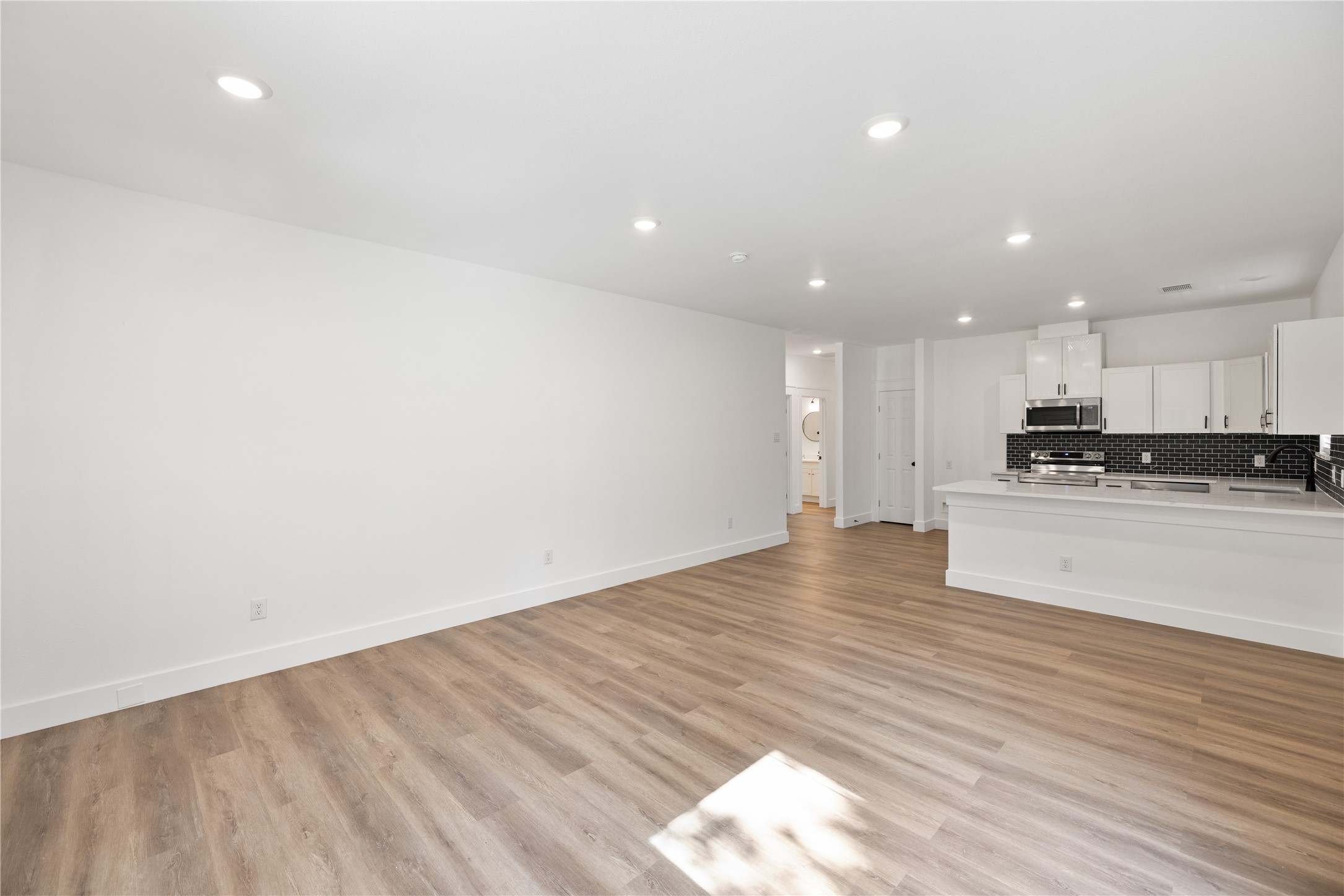 1309 W Sears Street