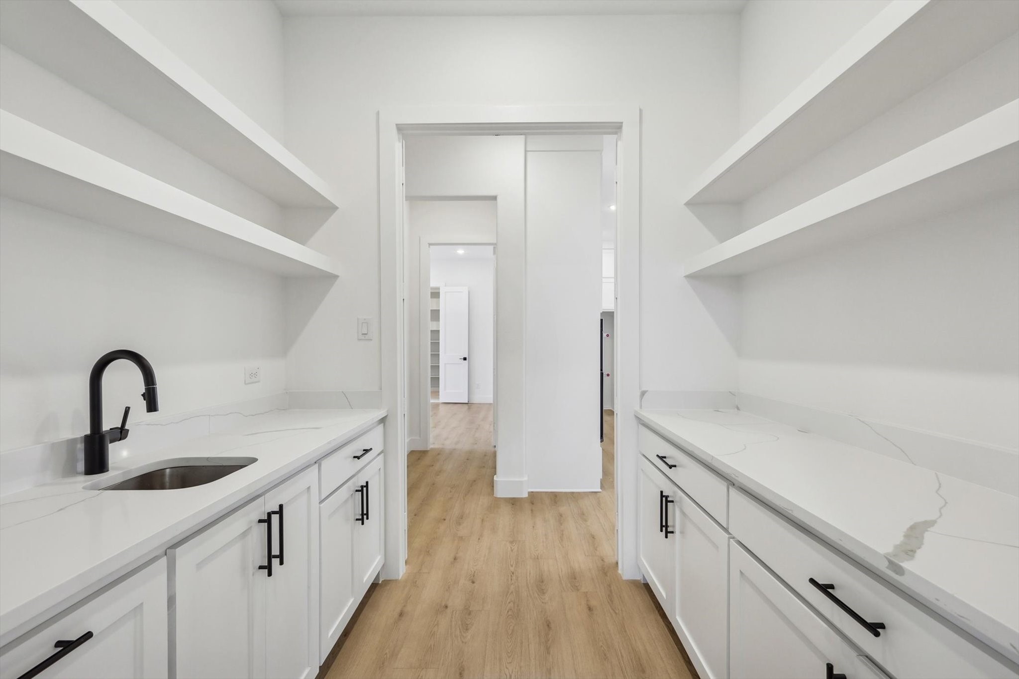 3700 Pardoners Mews