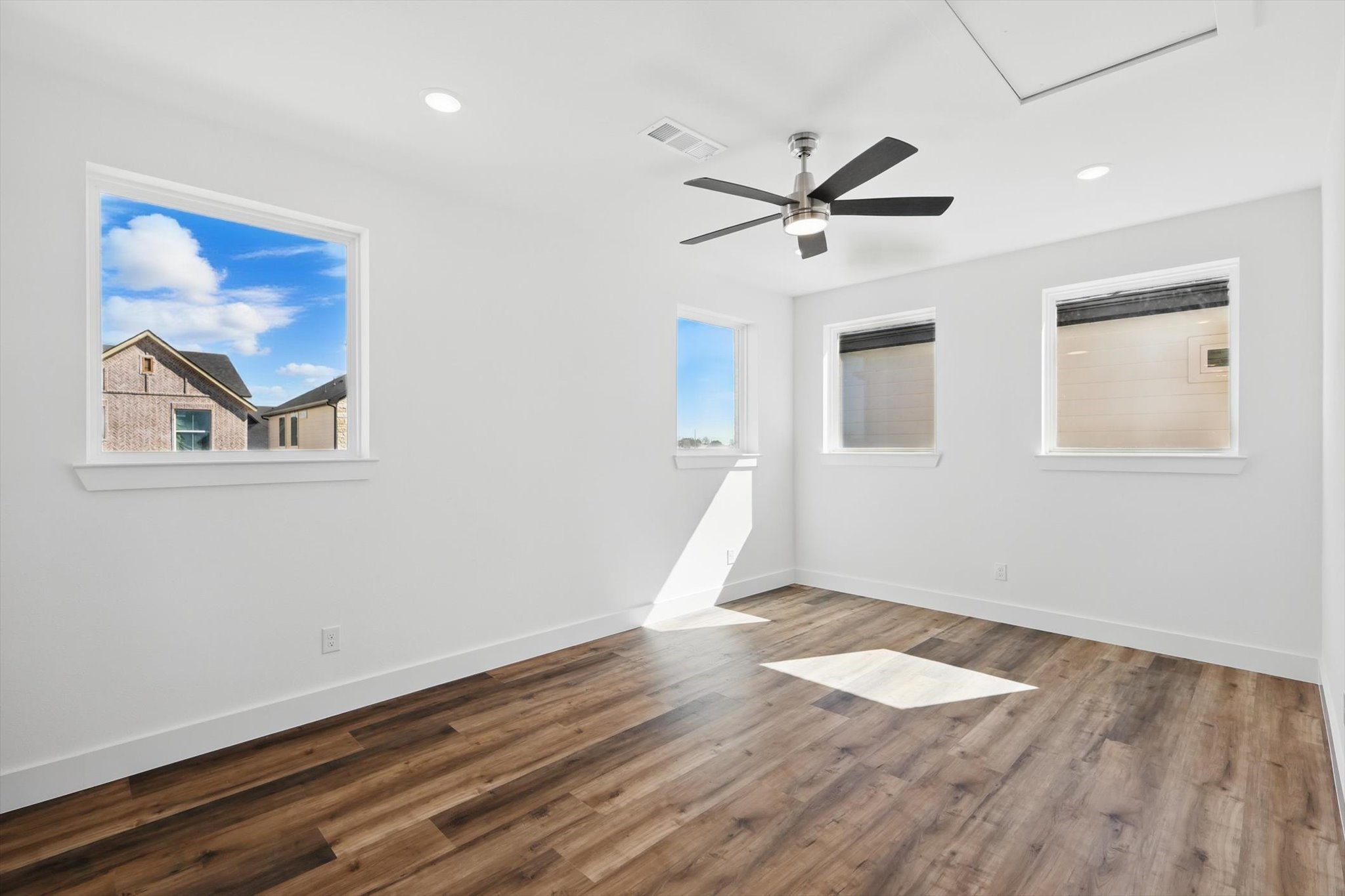 3704 Pardoners Mews