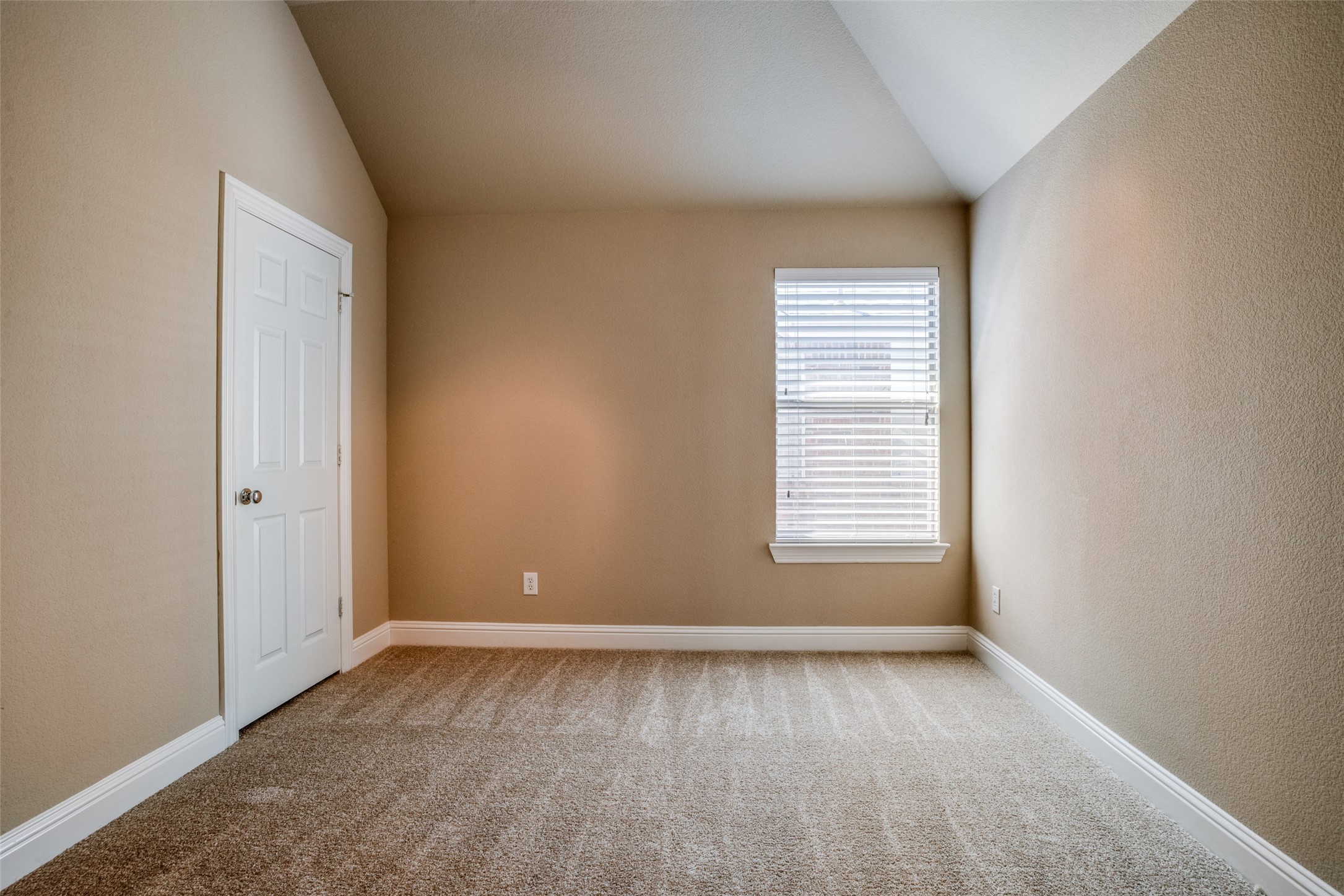15232 Sea Eagle Lane
