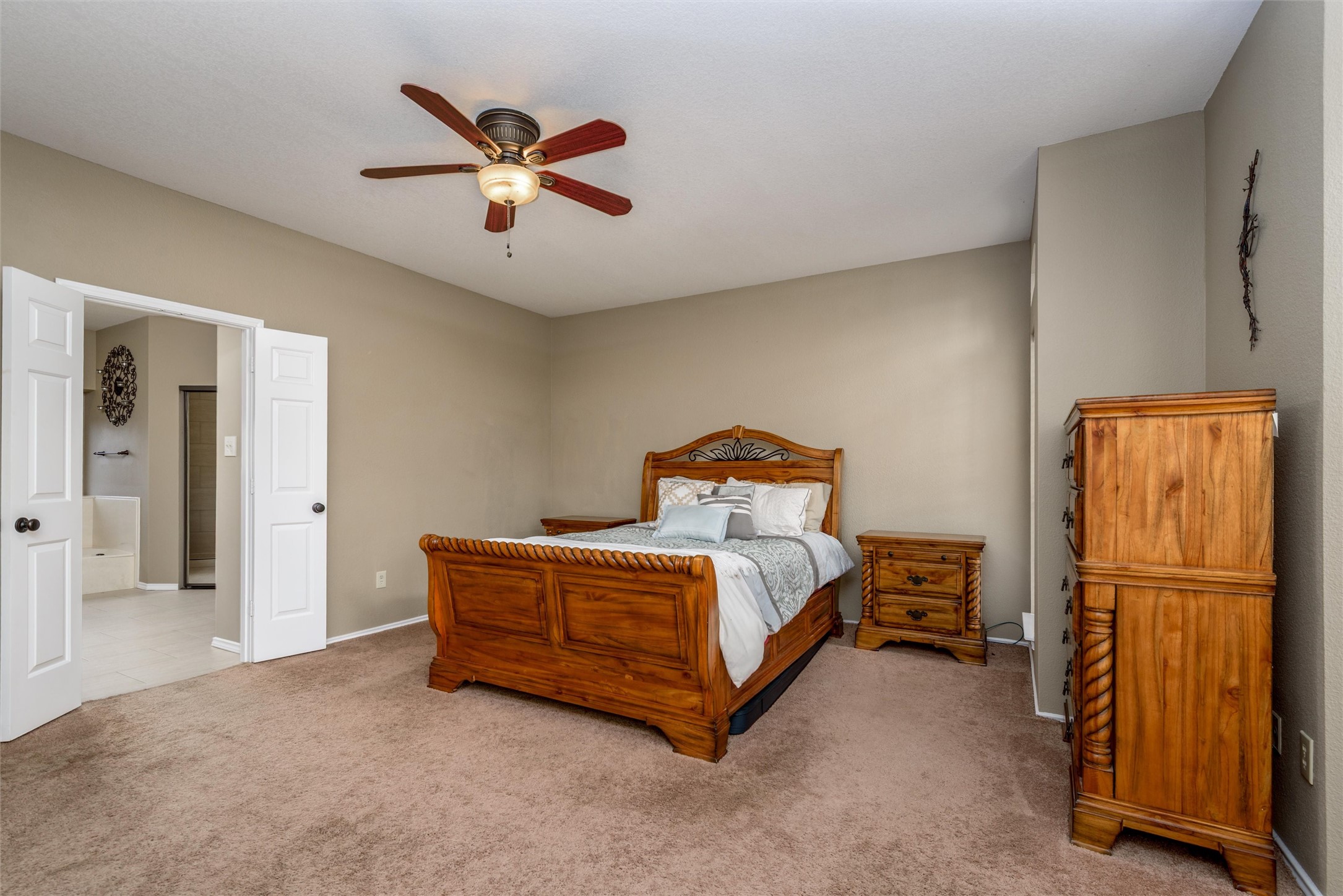 733 Autumn Oaks Drive