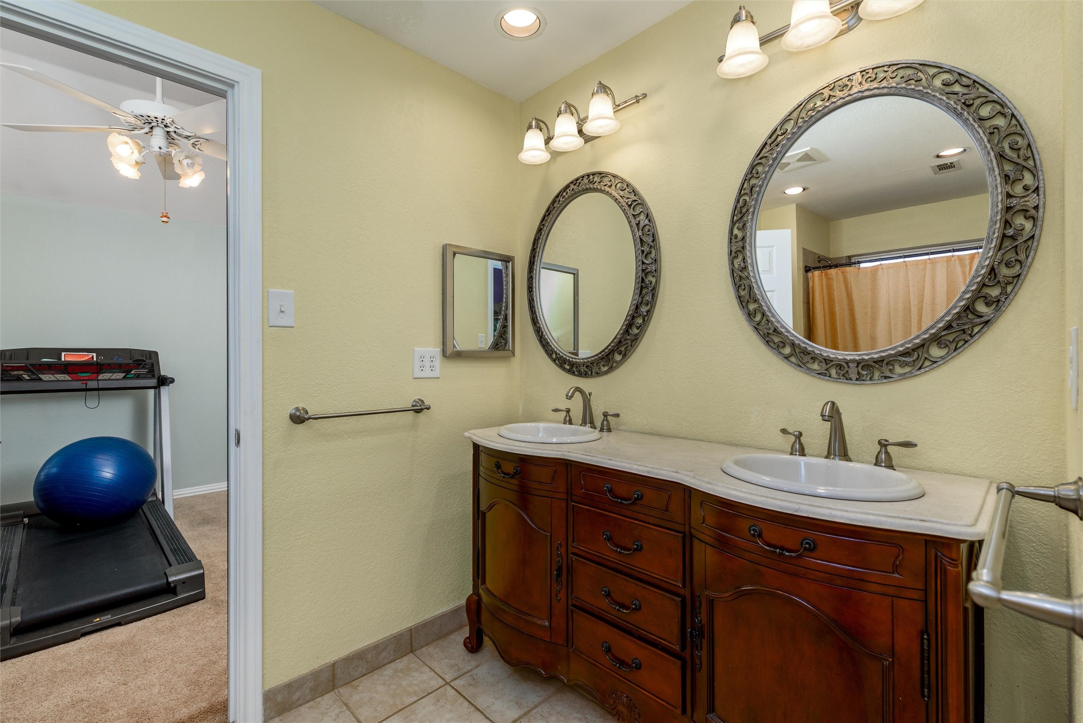 733 Autumn Oaks Drive