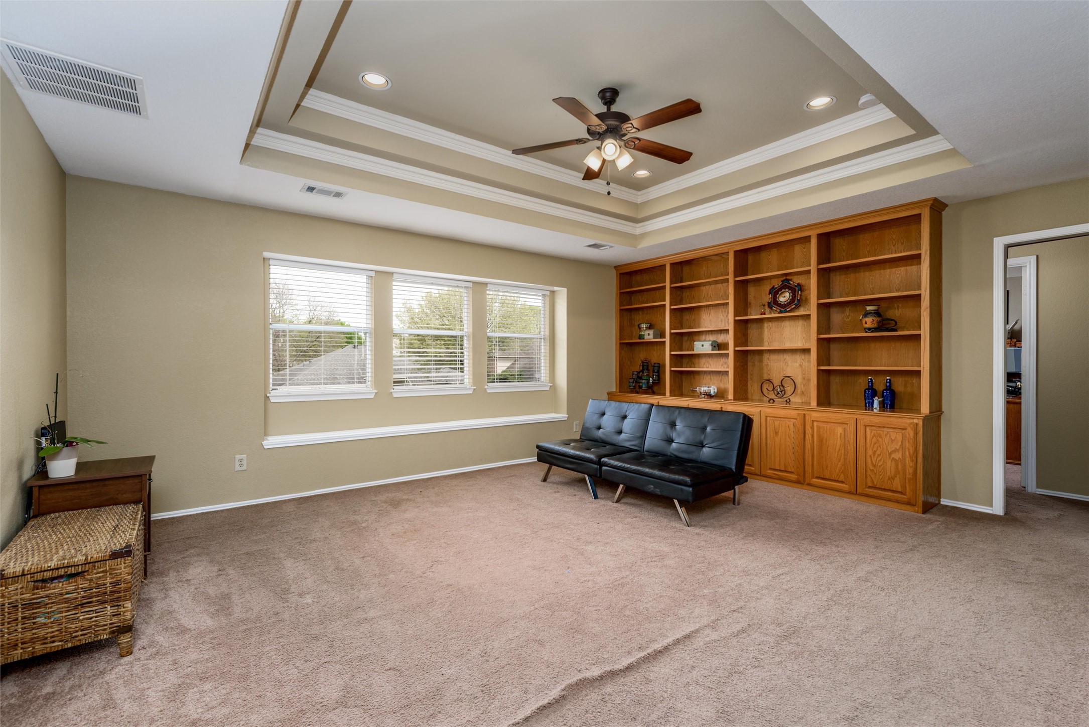 733 Autumn Oaks Drive