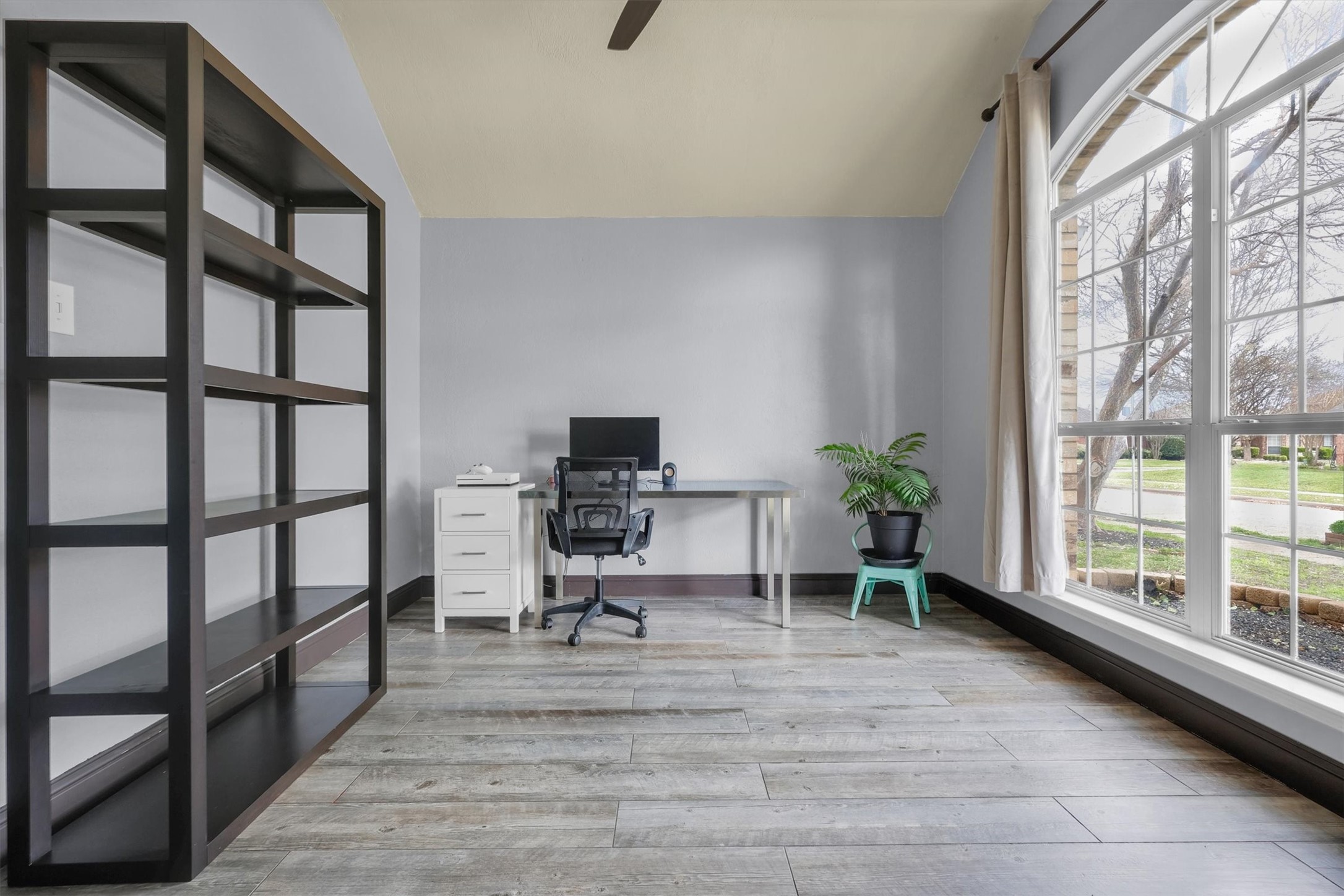 3524 Snapdragon Lane