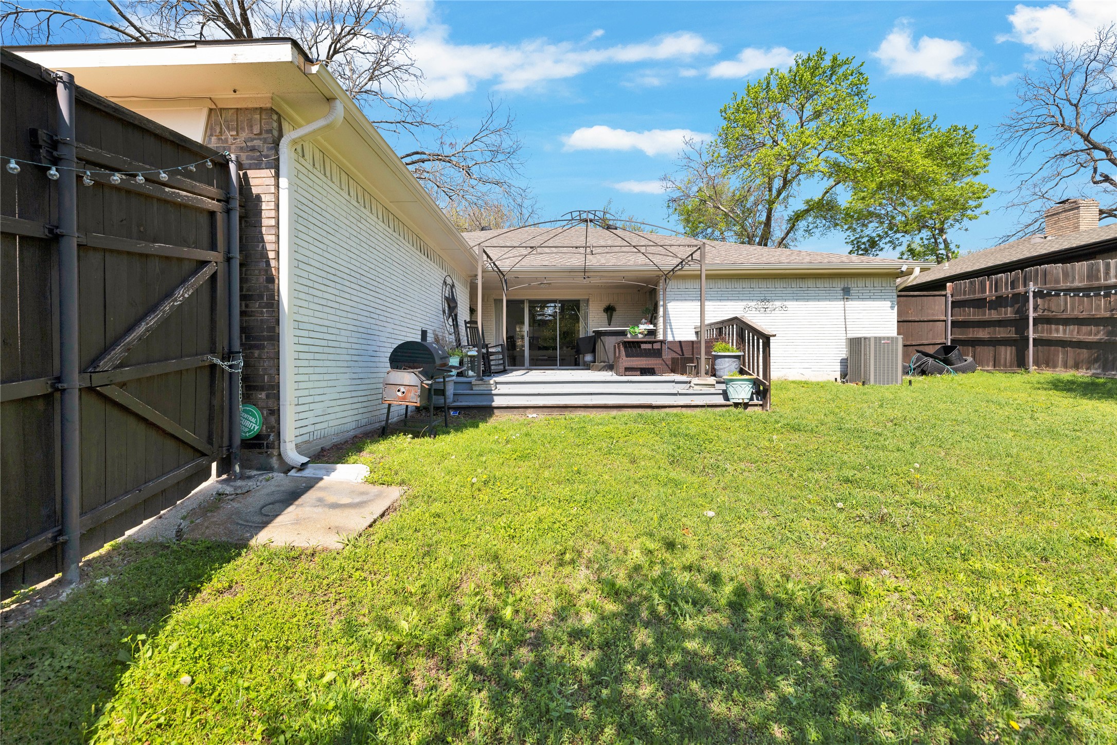 7004 Allview Lane