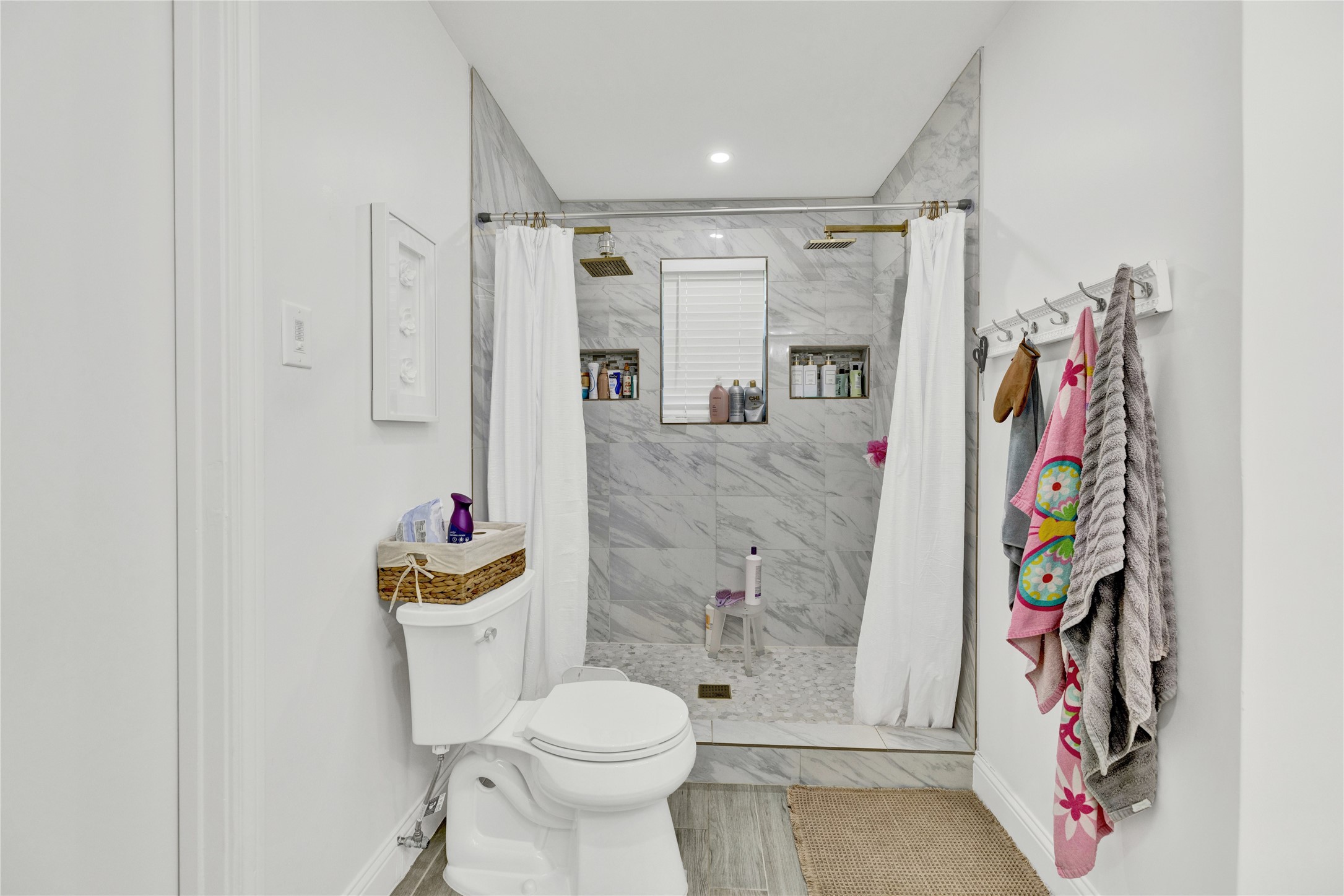7004 Allview Lane