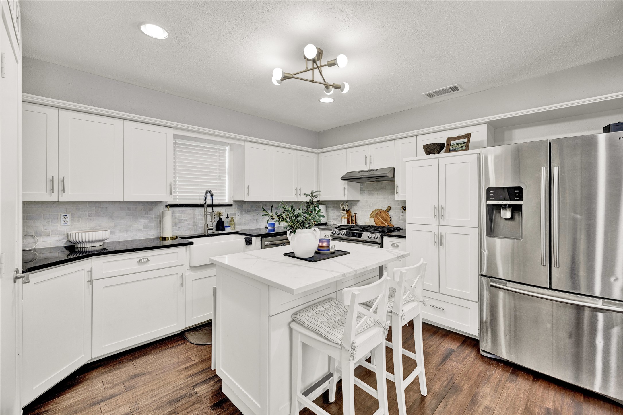7004 Allview Lane