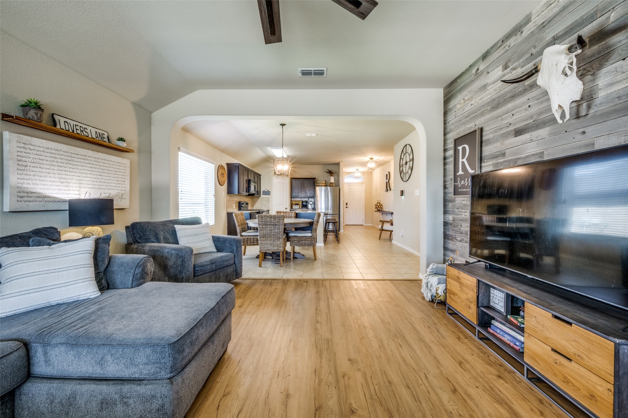 412 Saratoga Drive