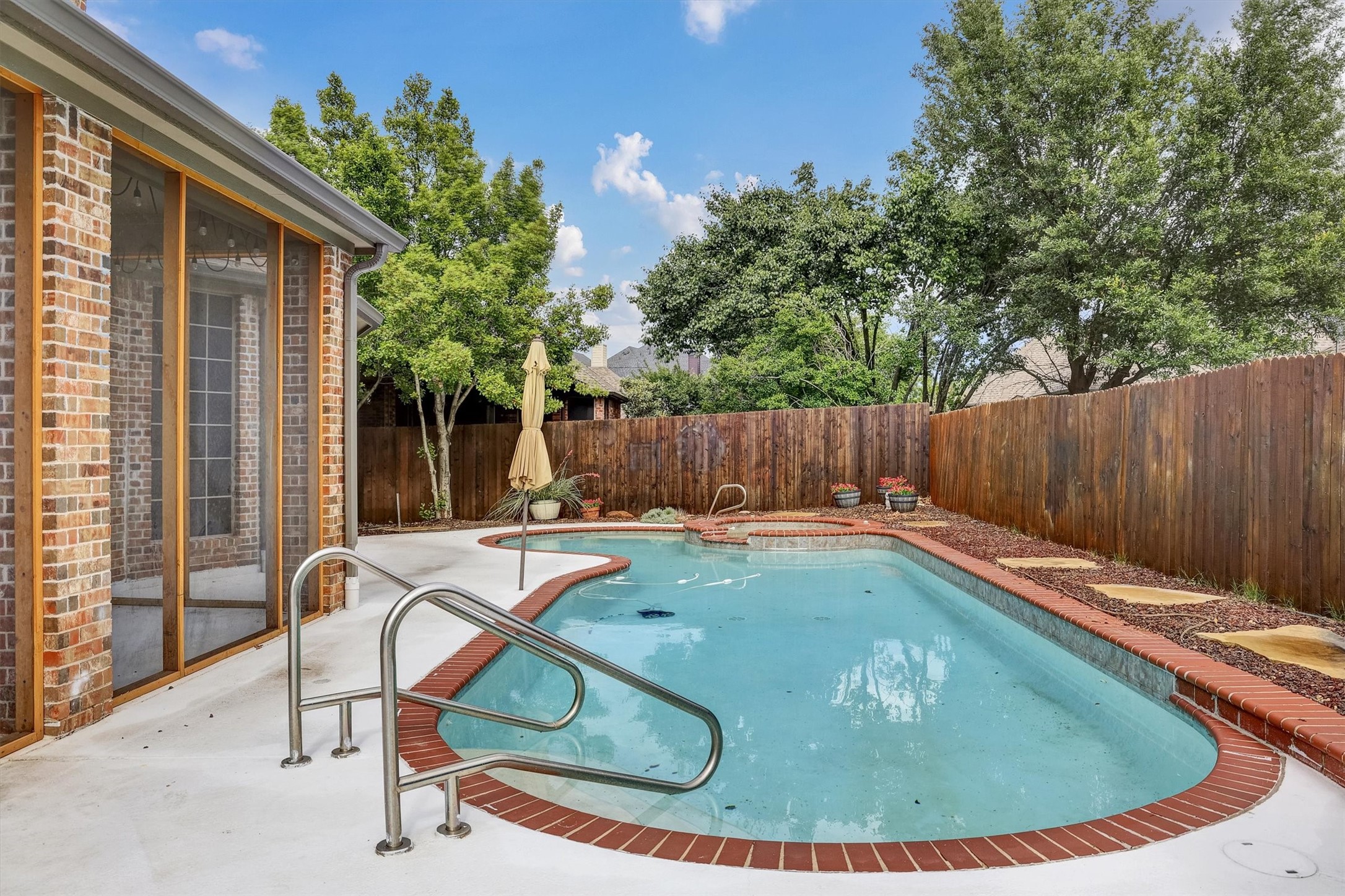 2300 Peppermill Drive