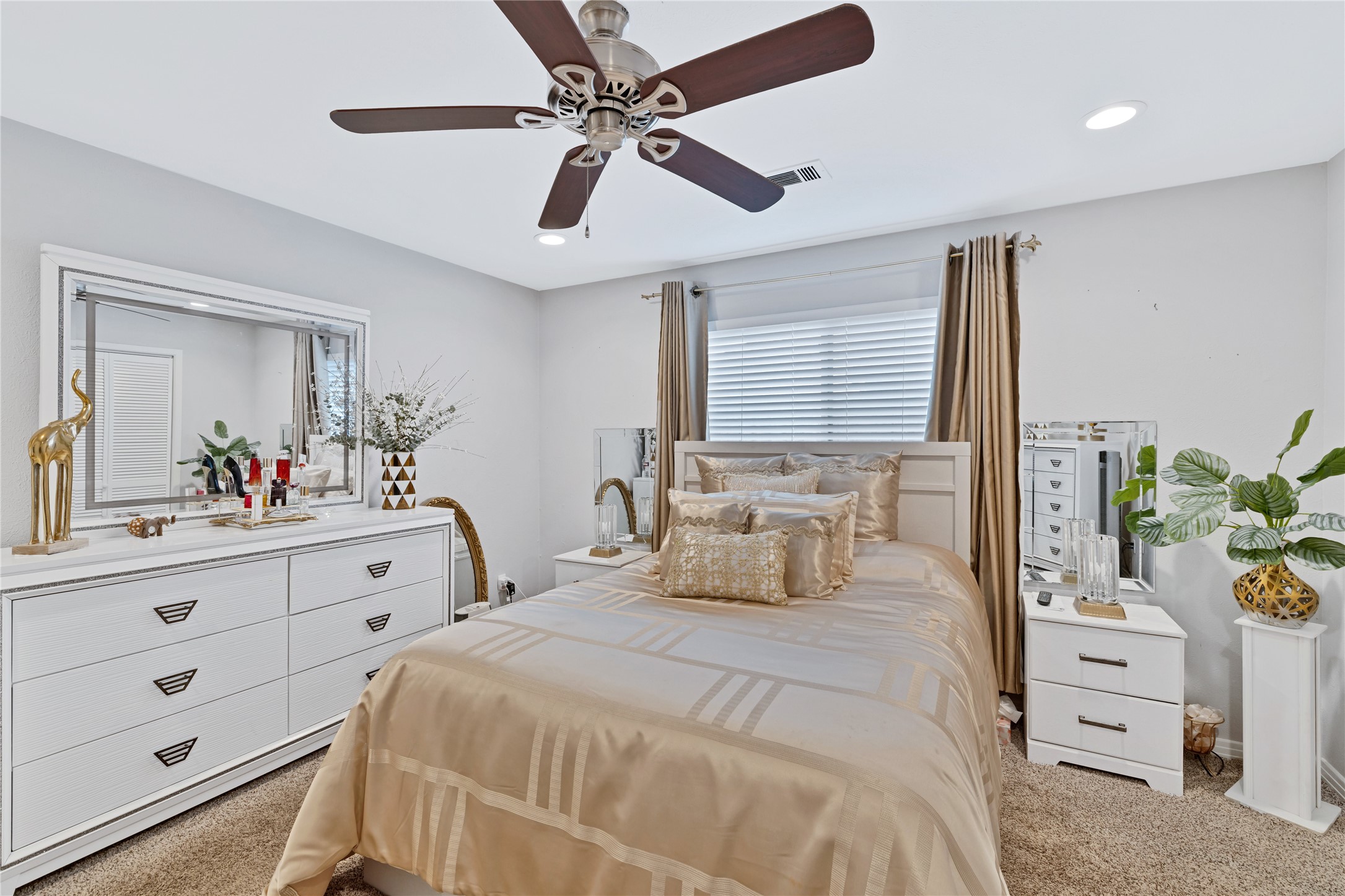 2316 Tamarisk Lane