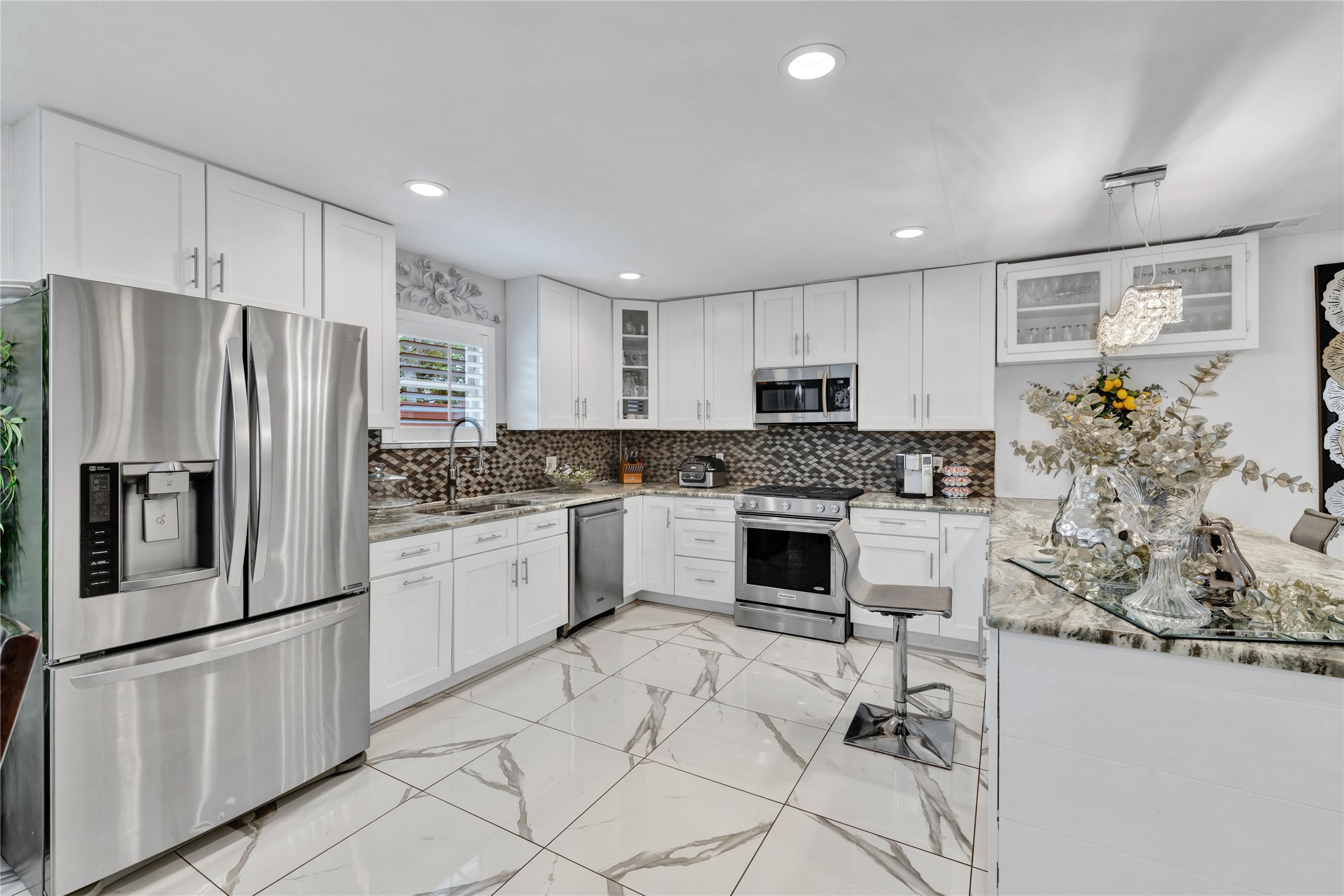 2316 Tamarisk Lane