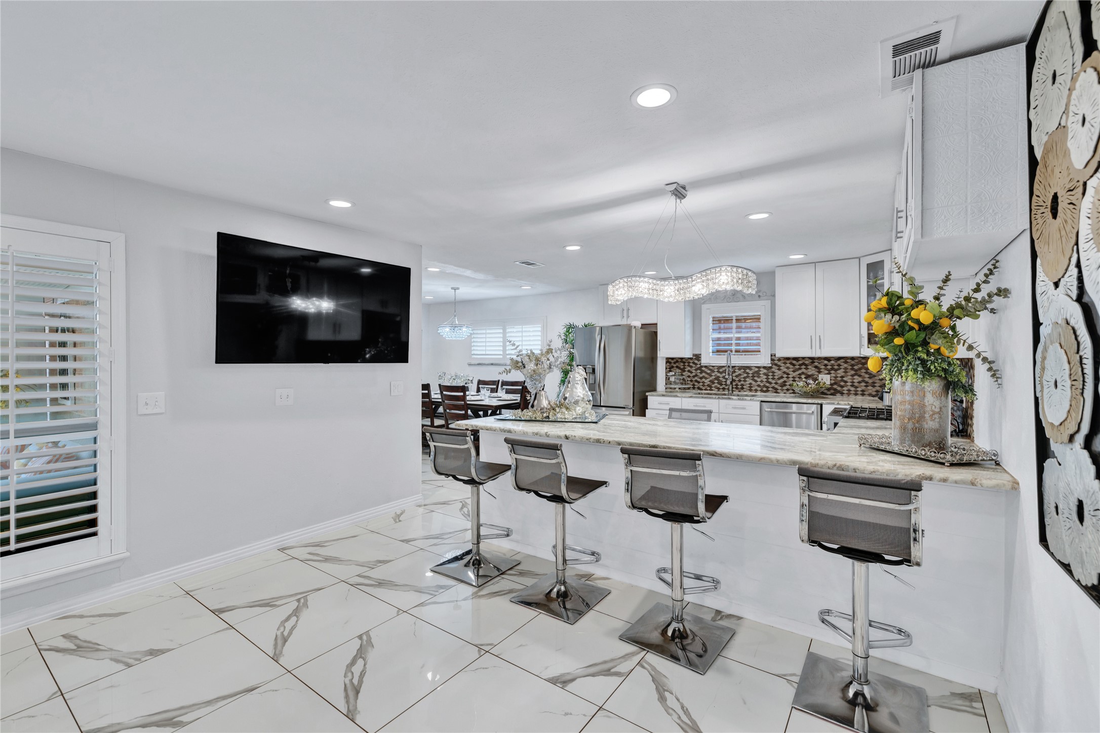 2316 Tamarisk Lane