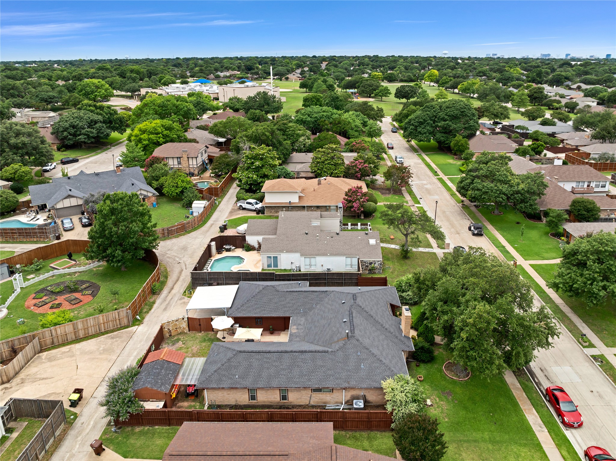 2316 Tamarisk Lane