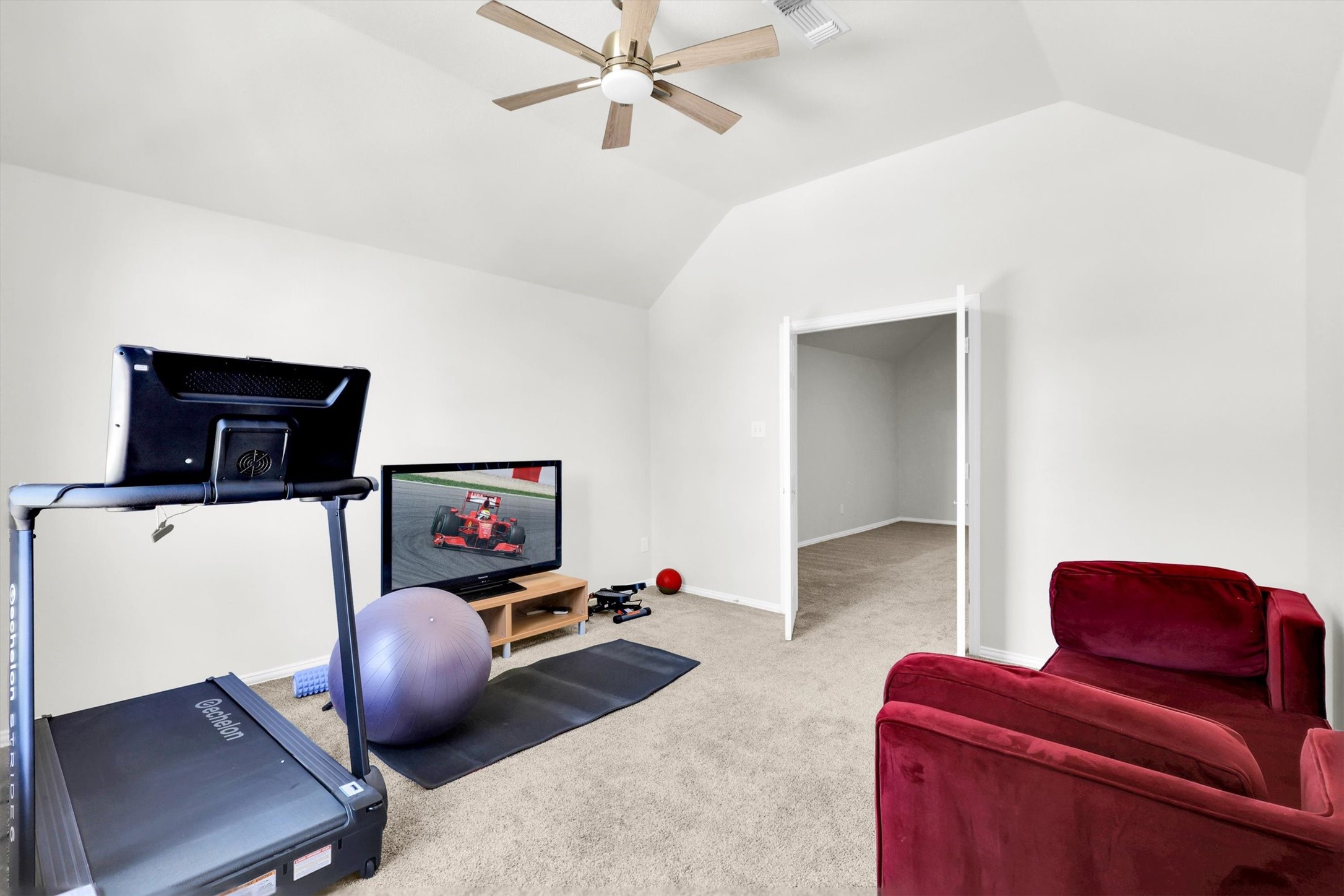 3202 W Valley Circle