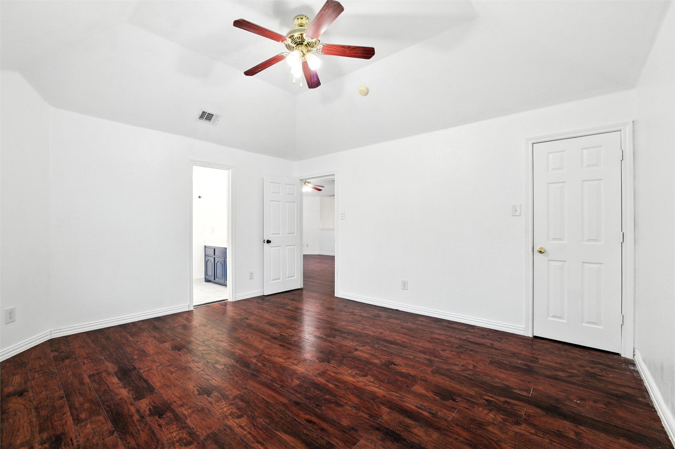 1016 Hyannis Street