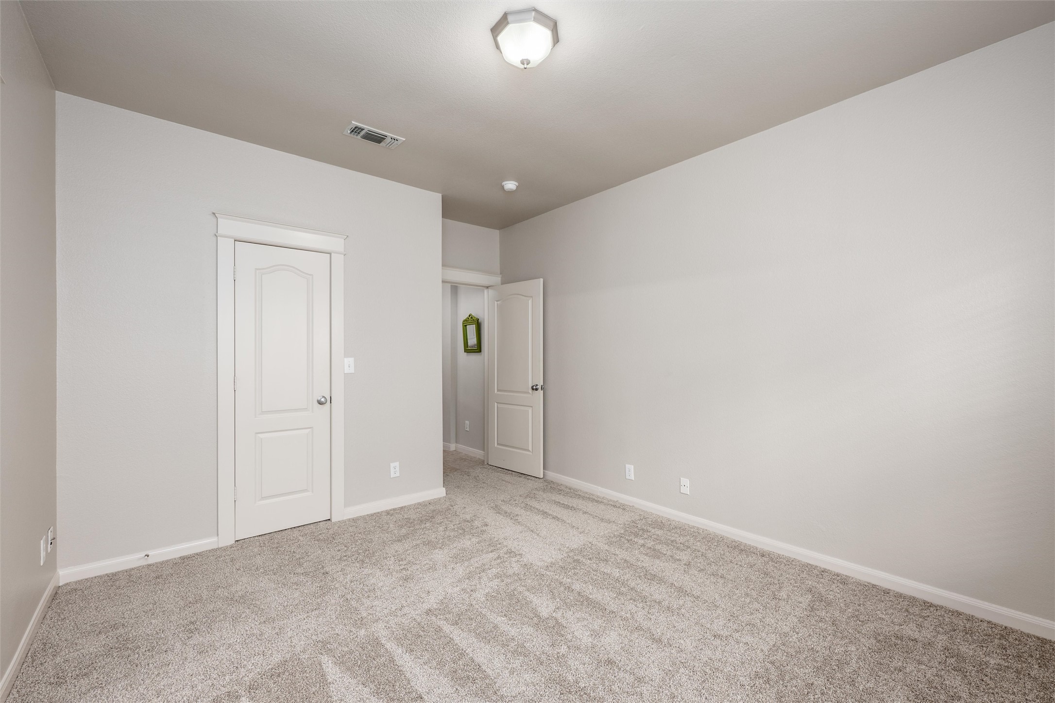 1809 Buckingham Street