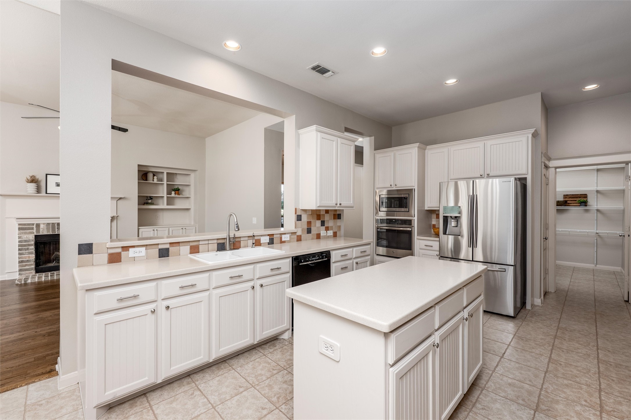 1809 Buckingham Street