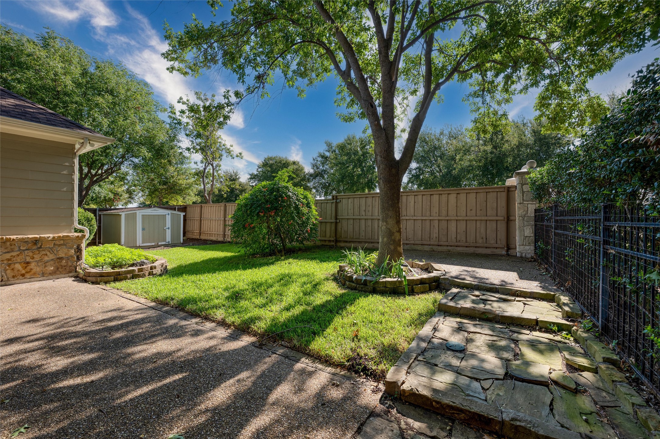 1809 Buckingham Street