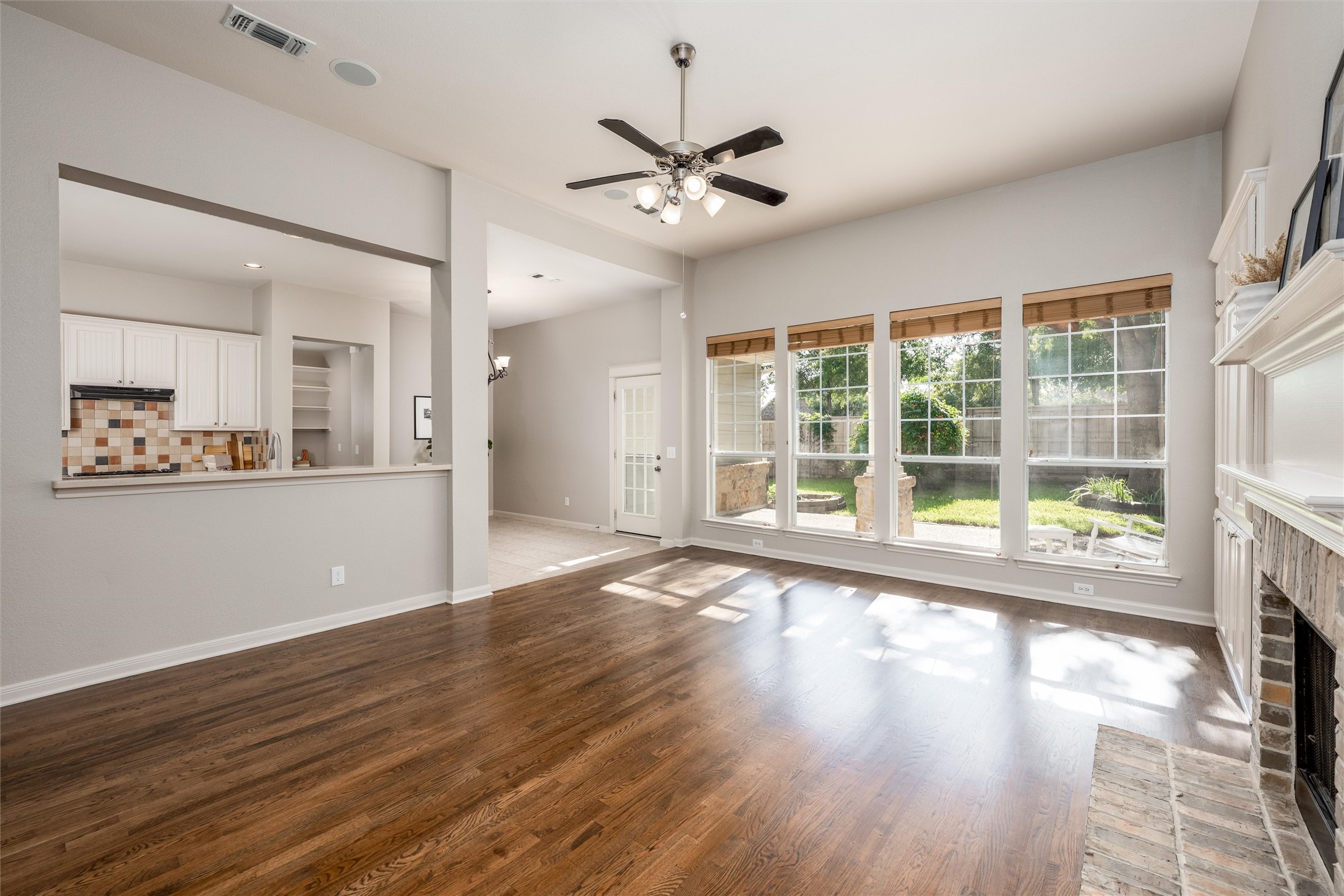 1809 Buckingham Street