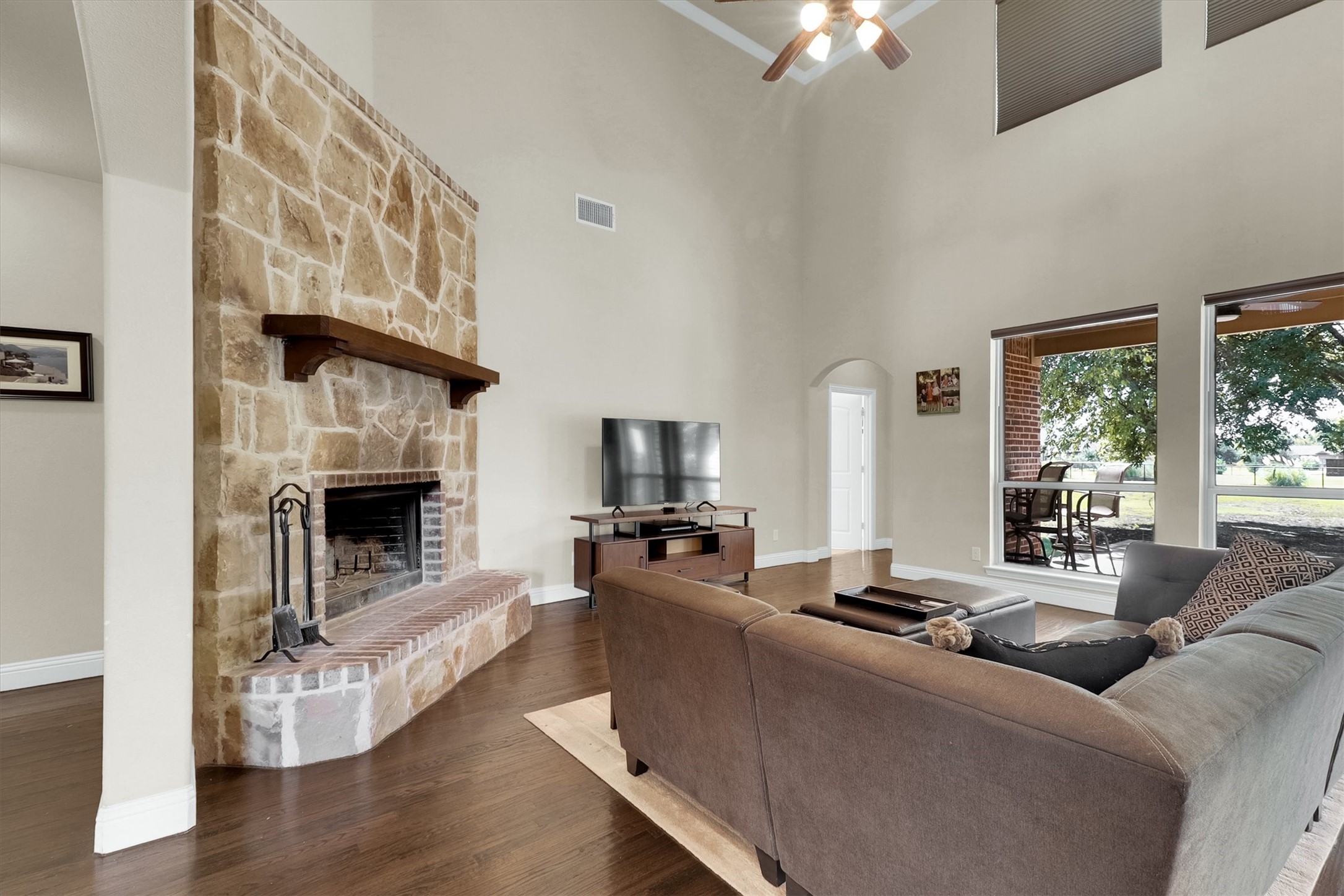 2757 Oakwood Drive