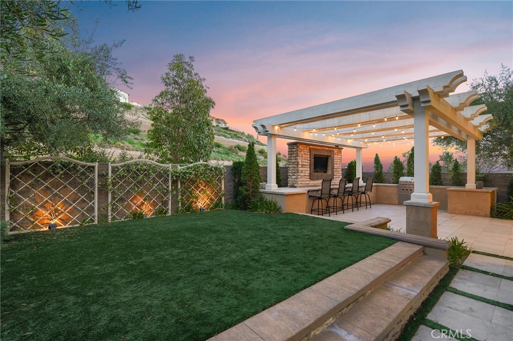 1552 Sunset View Dr