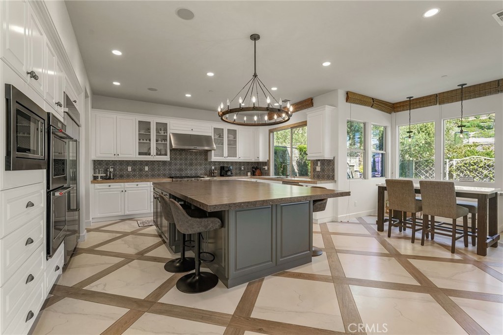 1552 Sunset View Dr