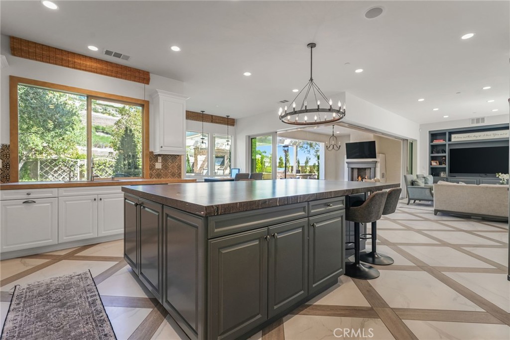 1552 Sunset View Dr