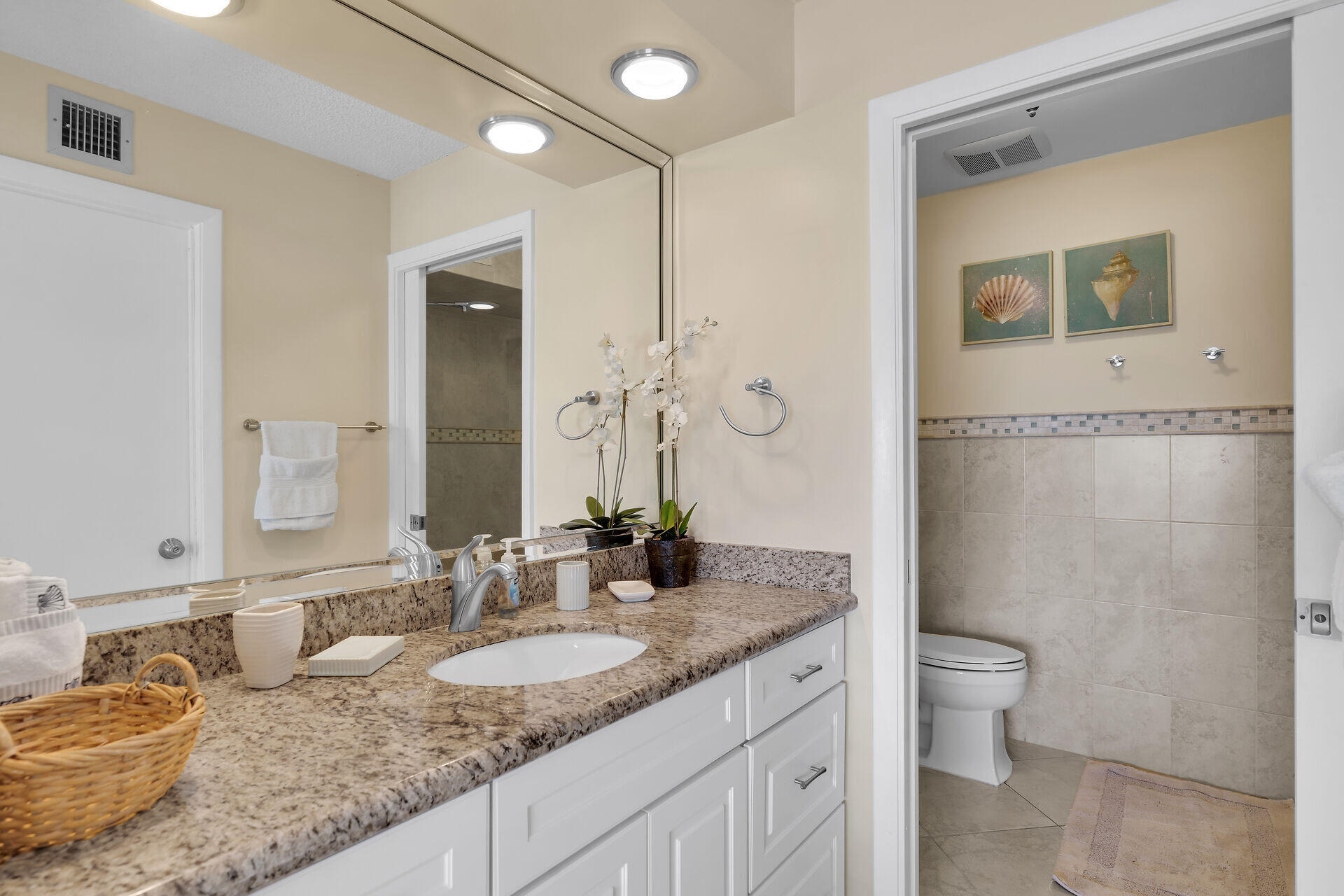 95 Coco Plum Drive Unit: 2D