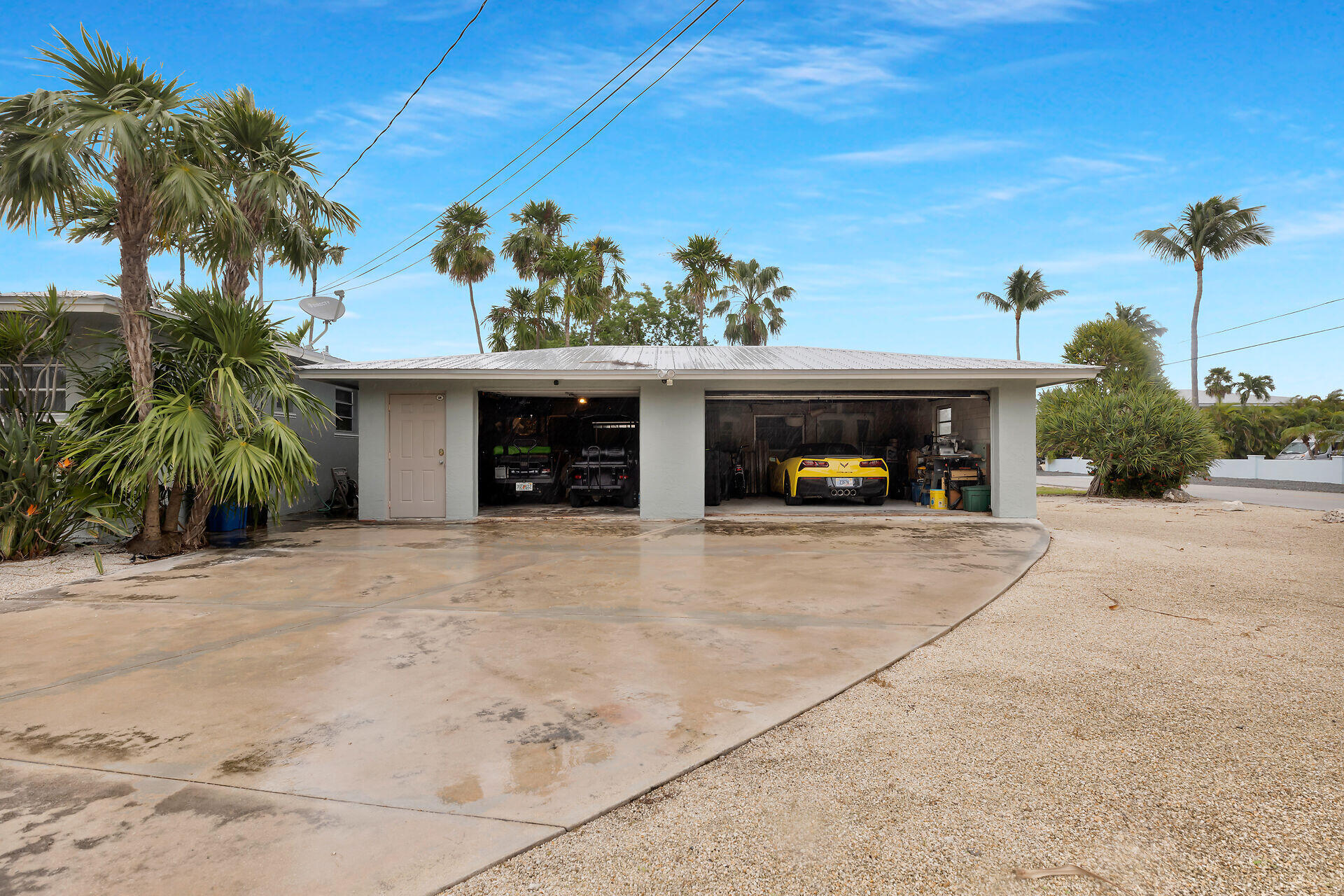 1103 S Indies Drive
