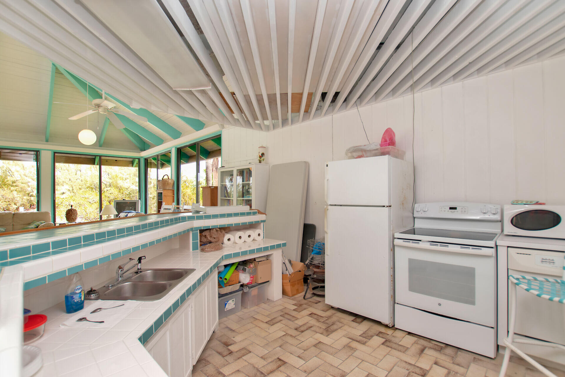 6204 Gulf Of Mexico Boulevard Unit: 204