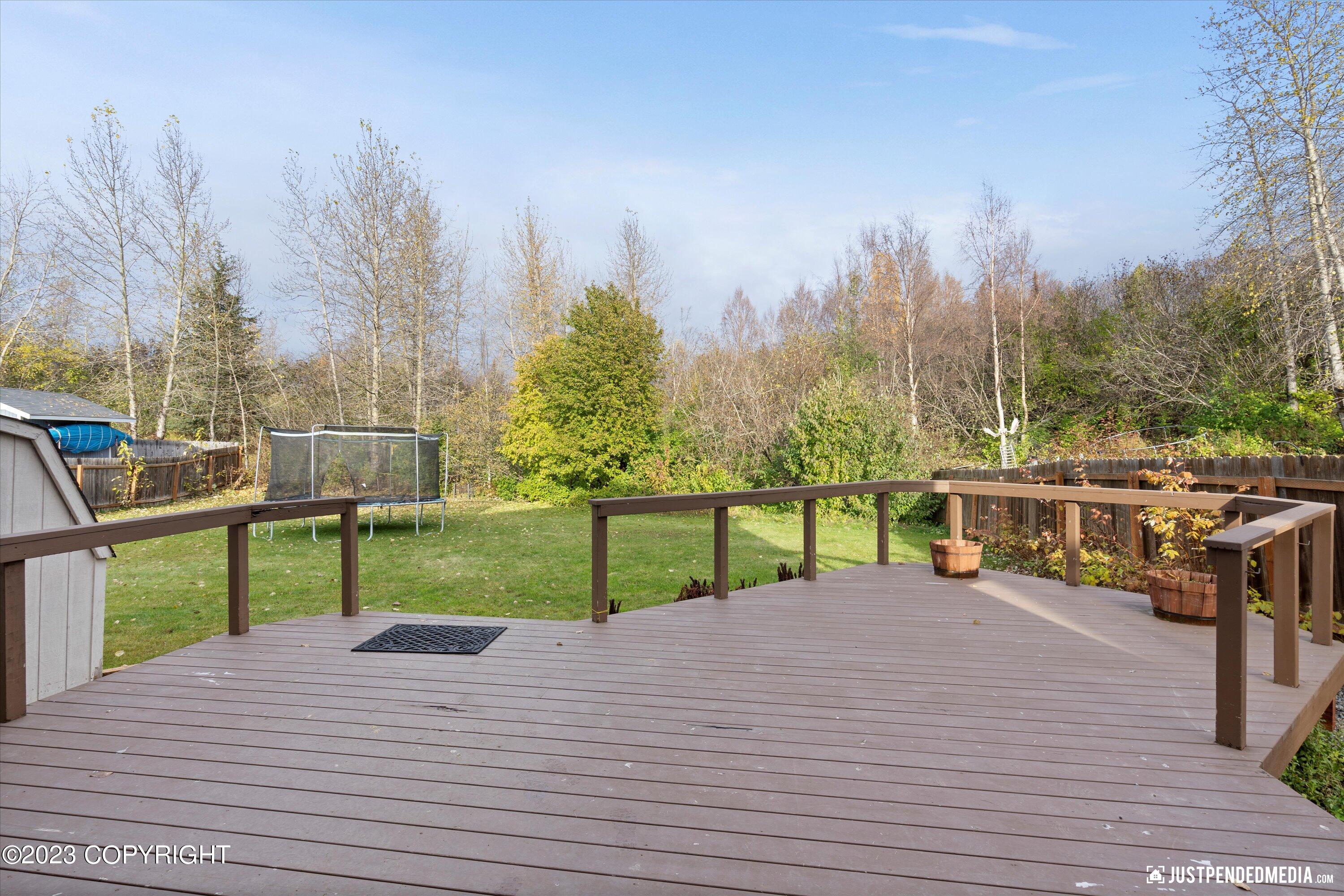 5605 Yukon Charlie Loop